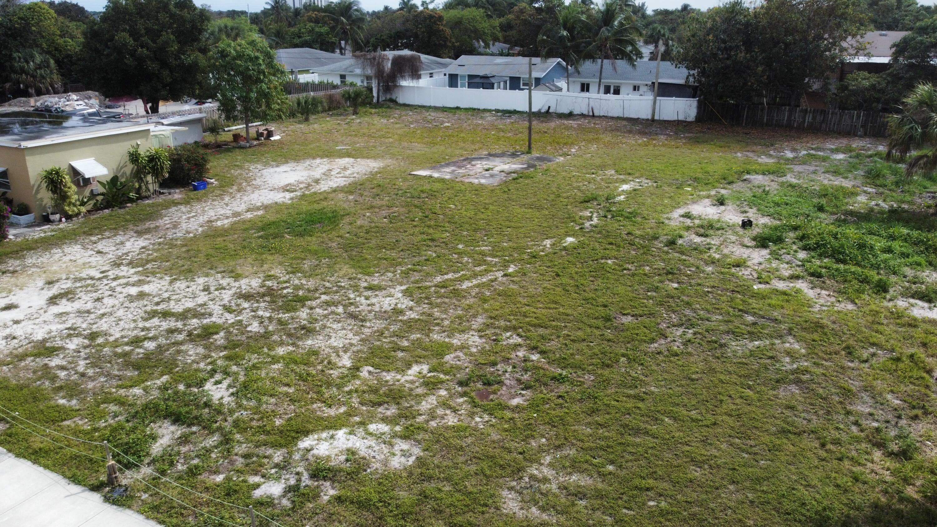 198 SE 4th Street, Delray Beach, FL 33483 — photo 2 of 6