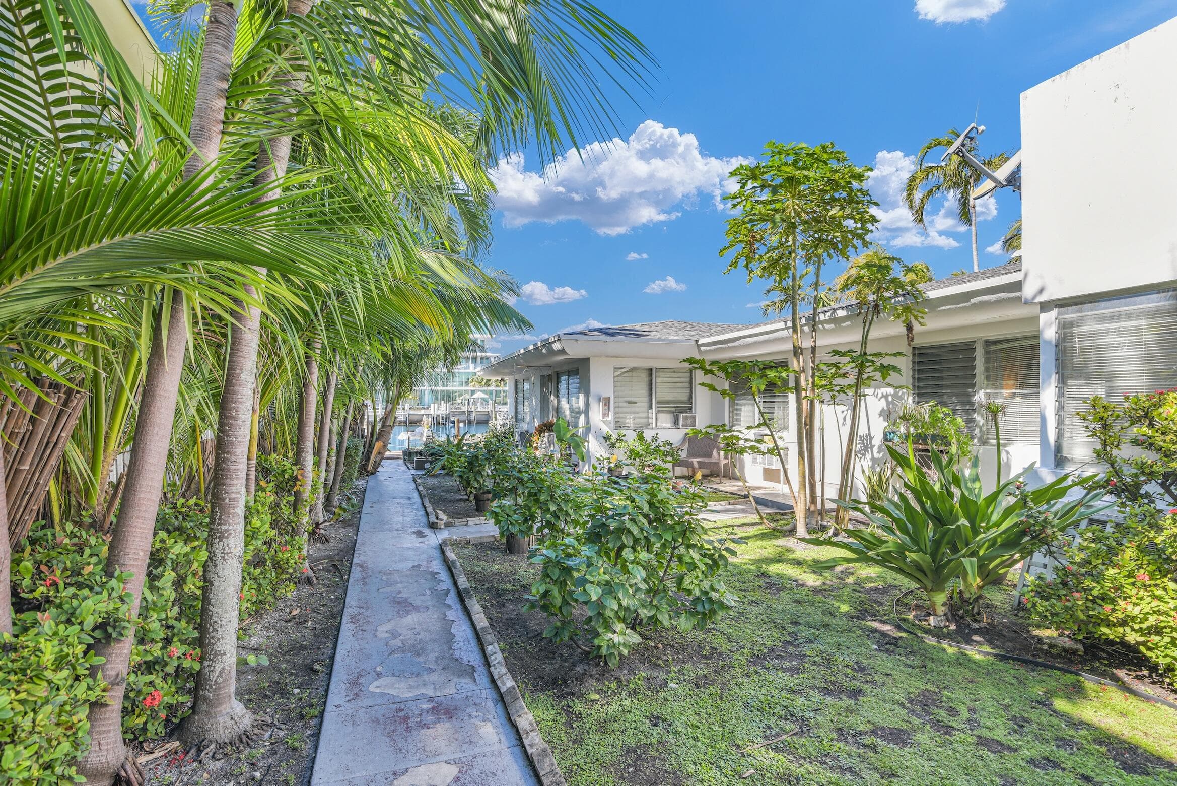 8430 Byron Avenue, Miami Beach, FL 33141 — photo 44 of 153