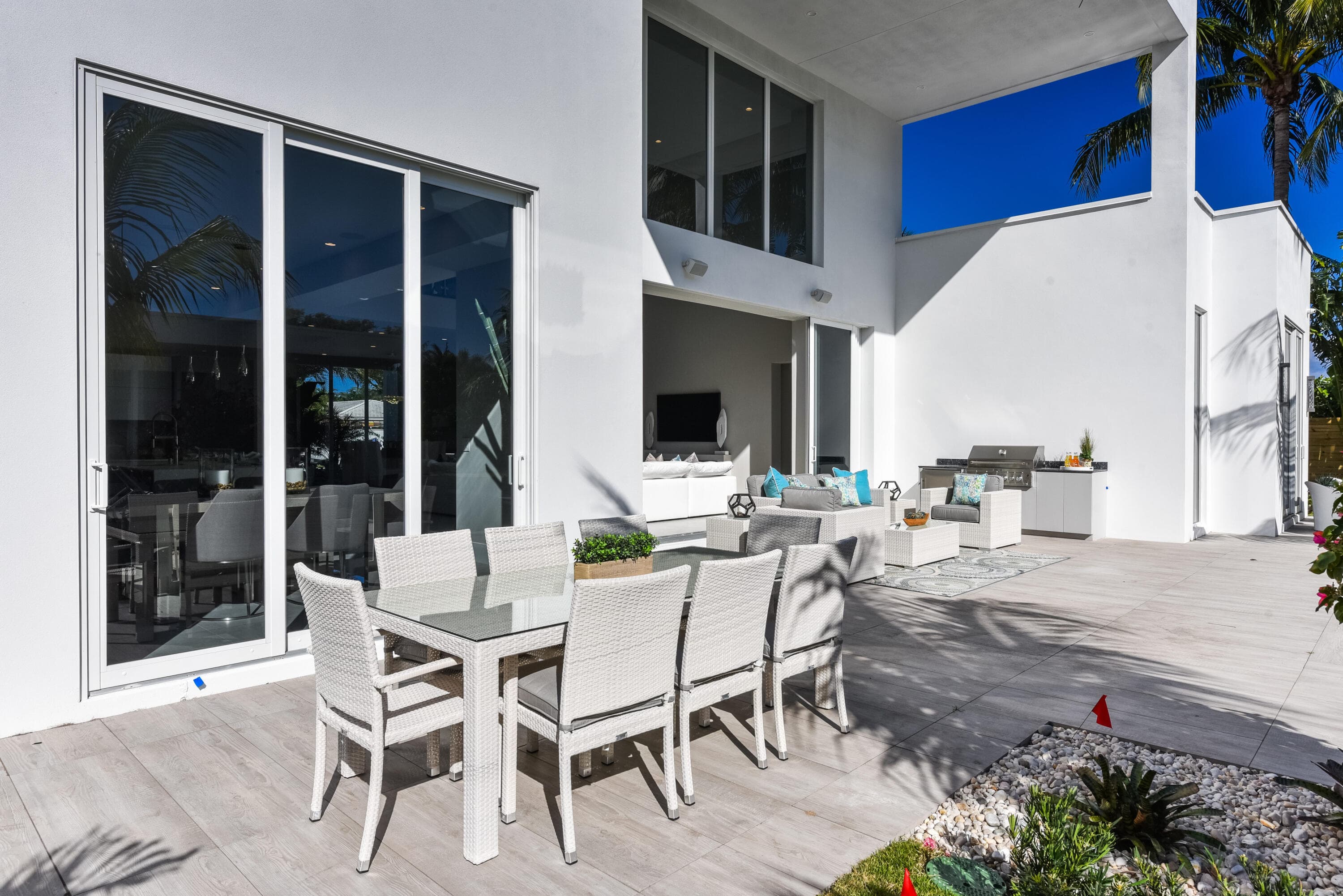 2627 NE 14th Street, Fort Lauderdale, FL 33304 — photo 5 of 18