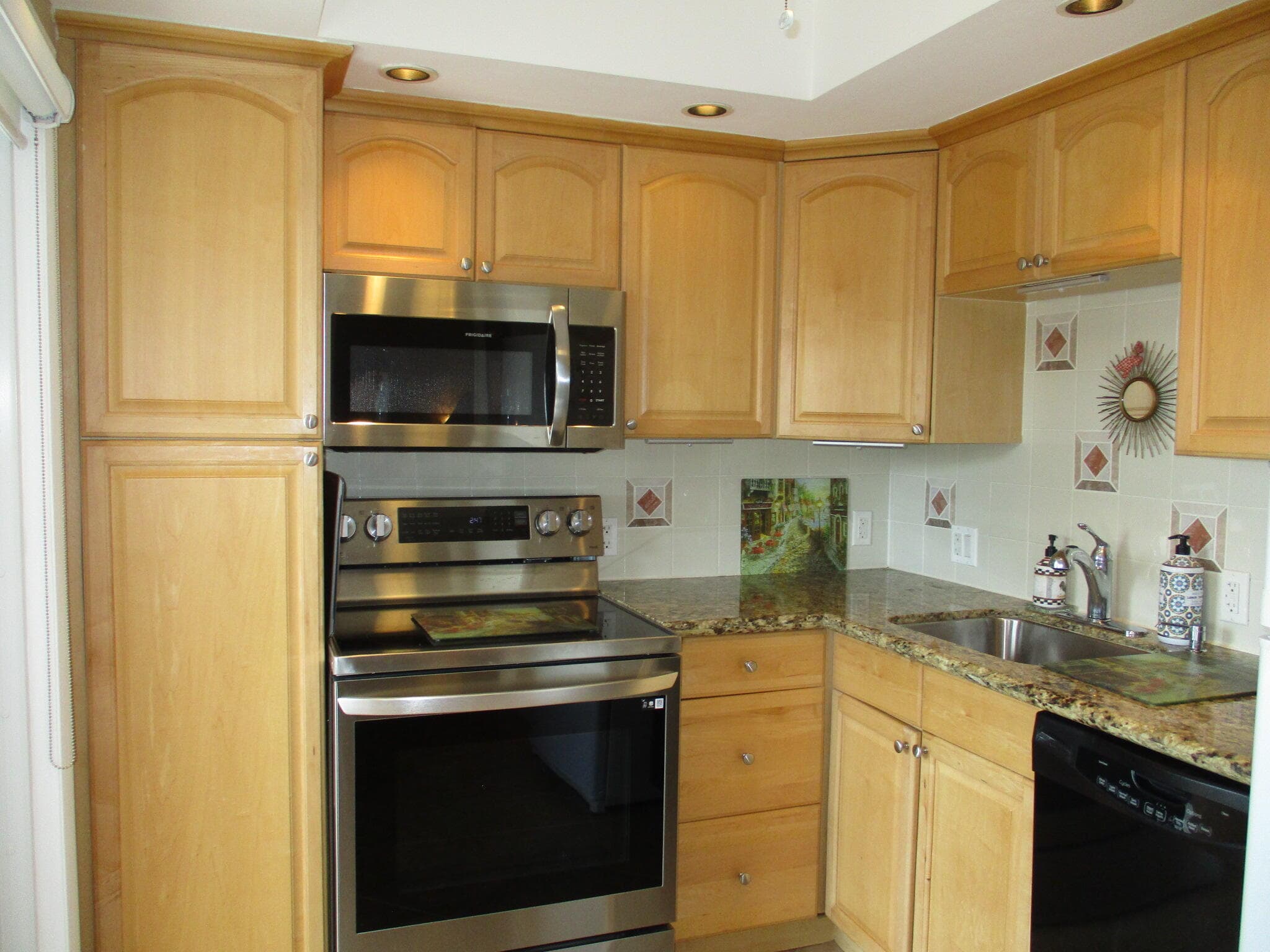3300 N Palm Aire Drive 306, Pompano Beach, FL 33069 — photo 15 of 97