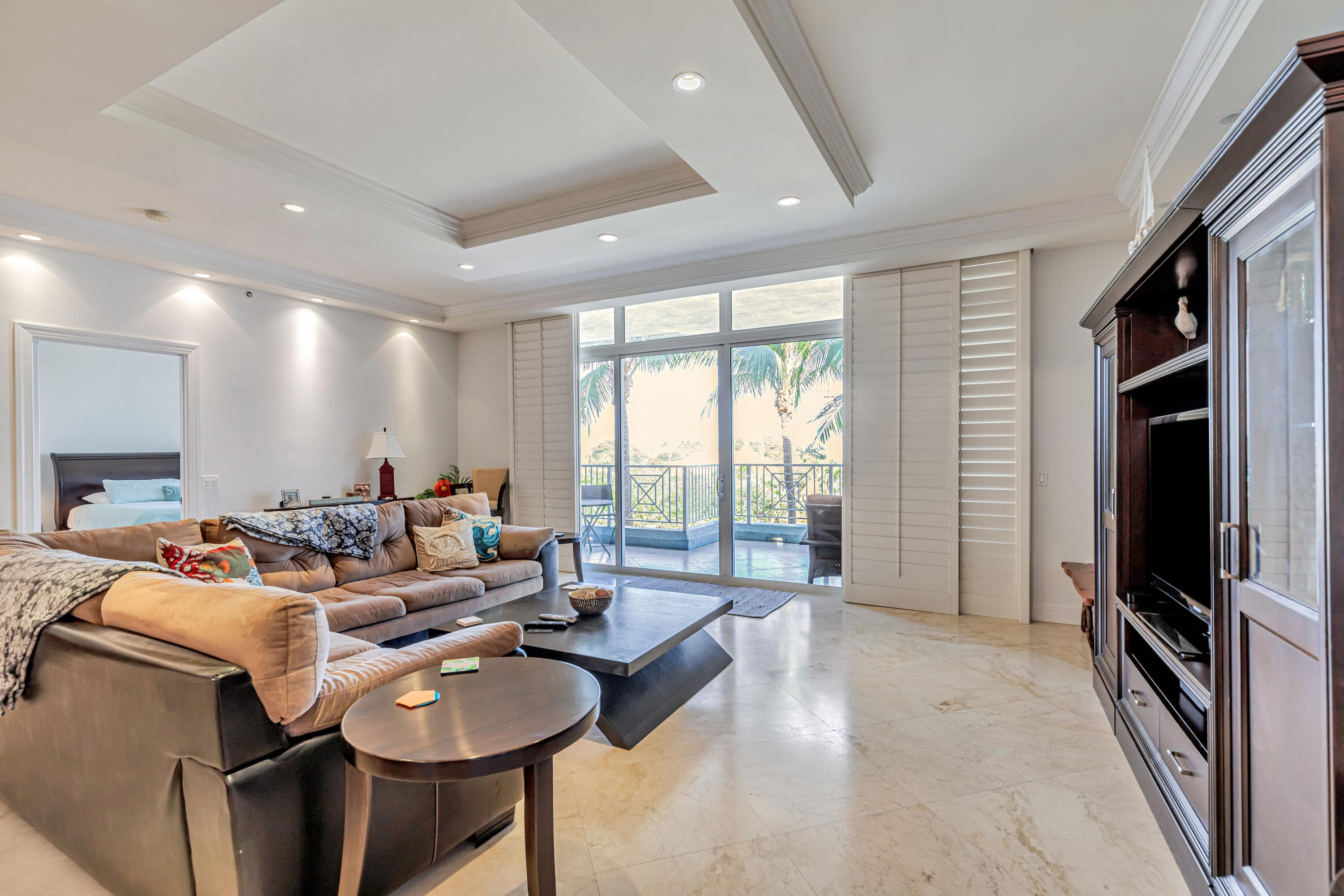 701 SE 21st Avenue 302, Deerfield Beach, FL 33441 — photo 1 of 52
