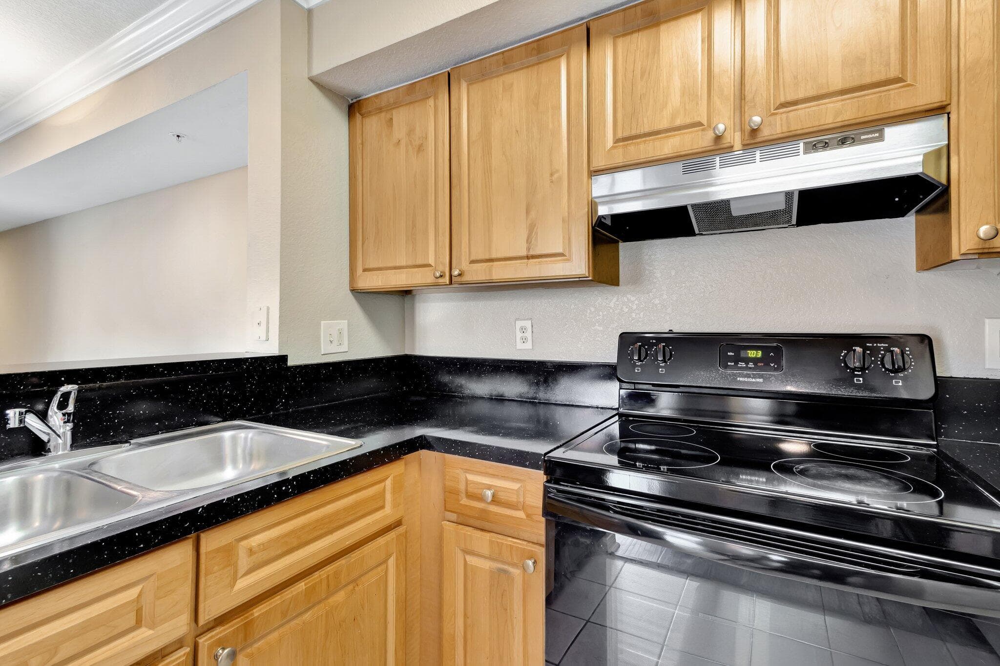 15095 Michelangelo Boulevard 103, Delray Beach, FL 33446 — photo 13 of 33