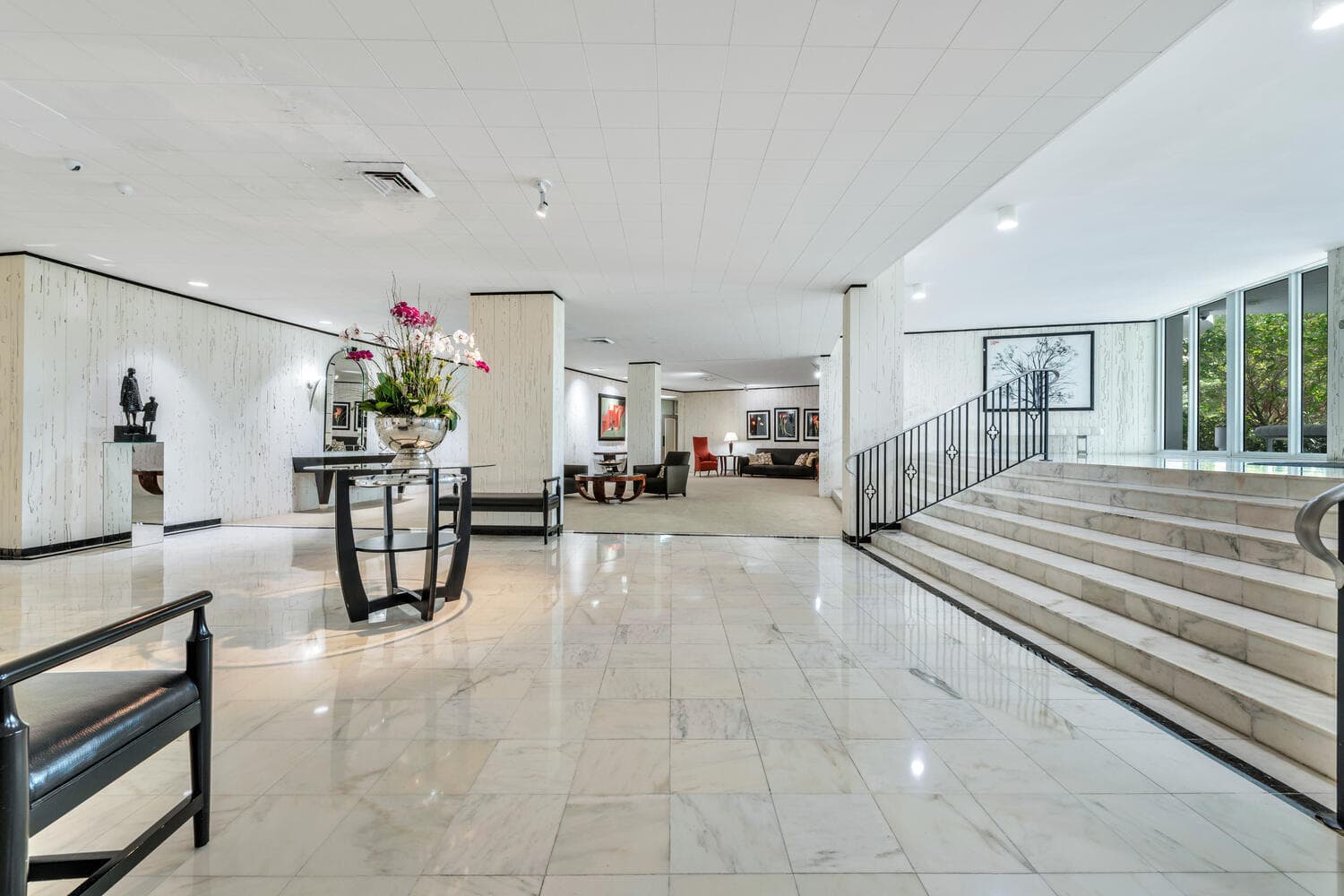 2295 S Ocean Boulevard 404, Palm Beach, FL 33480 — photo 4 of 37