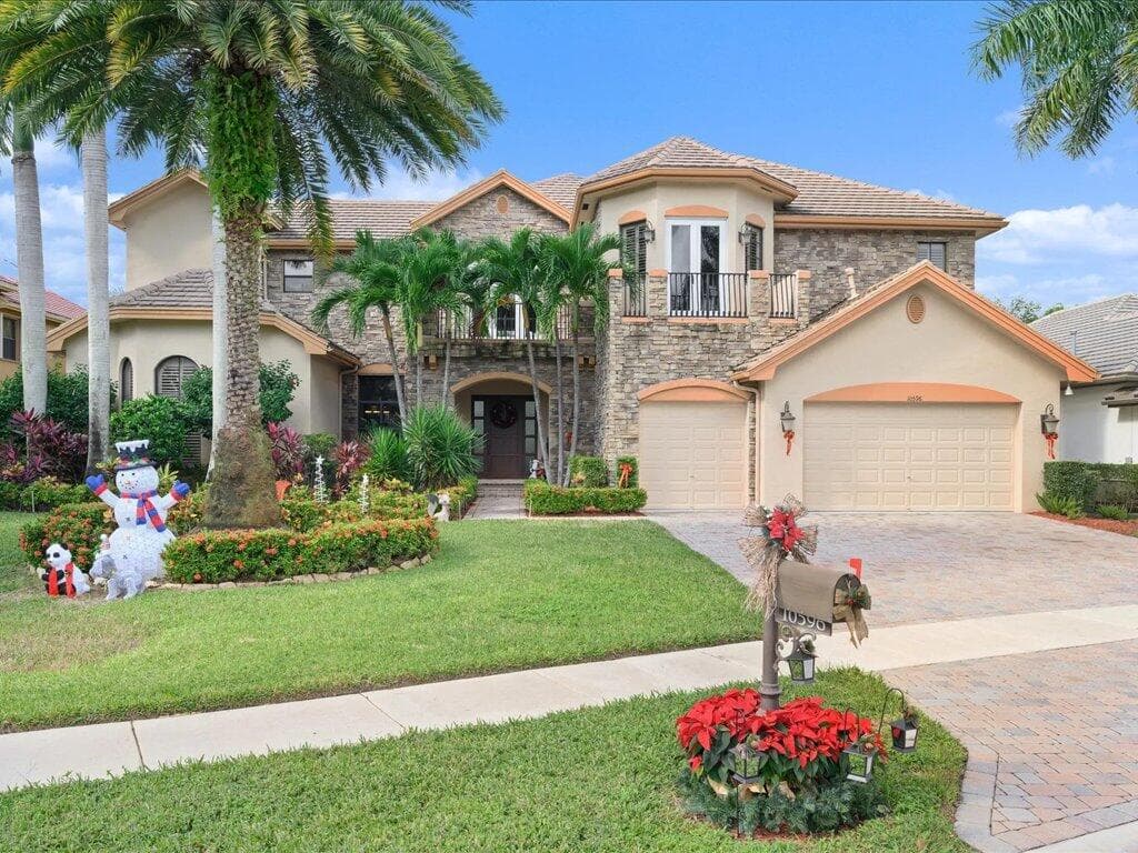 10596 Versailles Boulevard, Wellington, FL 33449 — photo 2 of 44