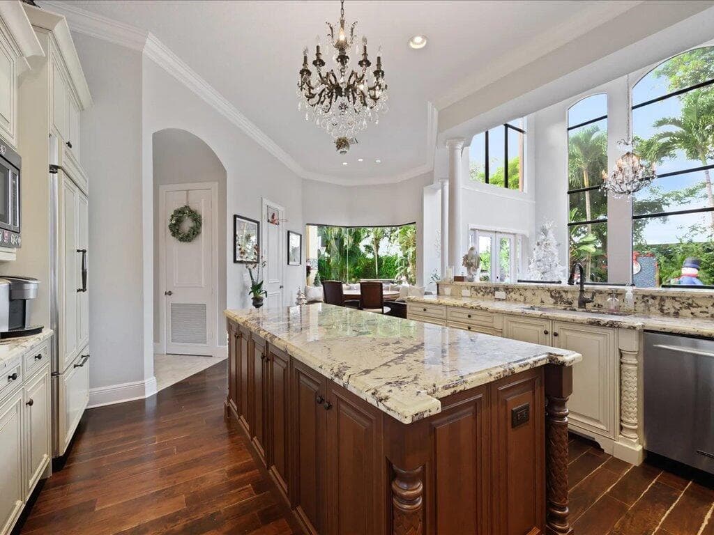 10596 Versailles Boulevard, Wellington, FL 33449 — photo 17 of 44