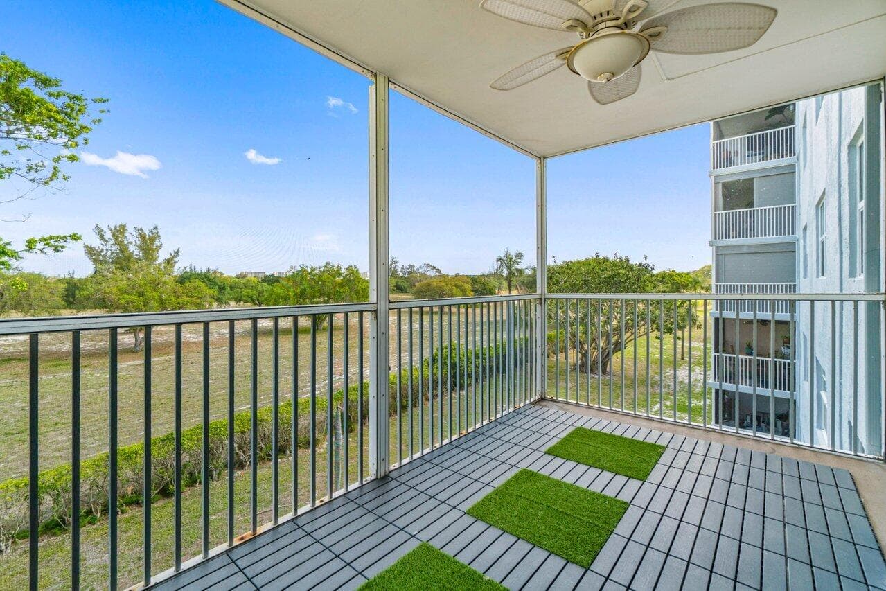 5700 NW 2nd Avenue 401, Boca Raton, FL 33487 — photo 24 of 30