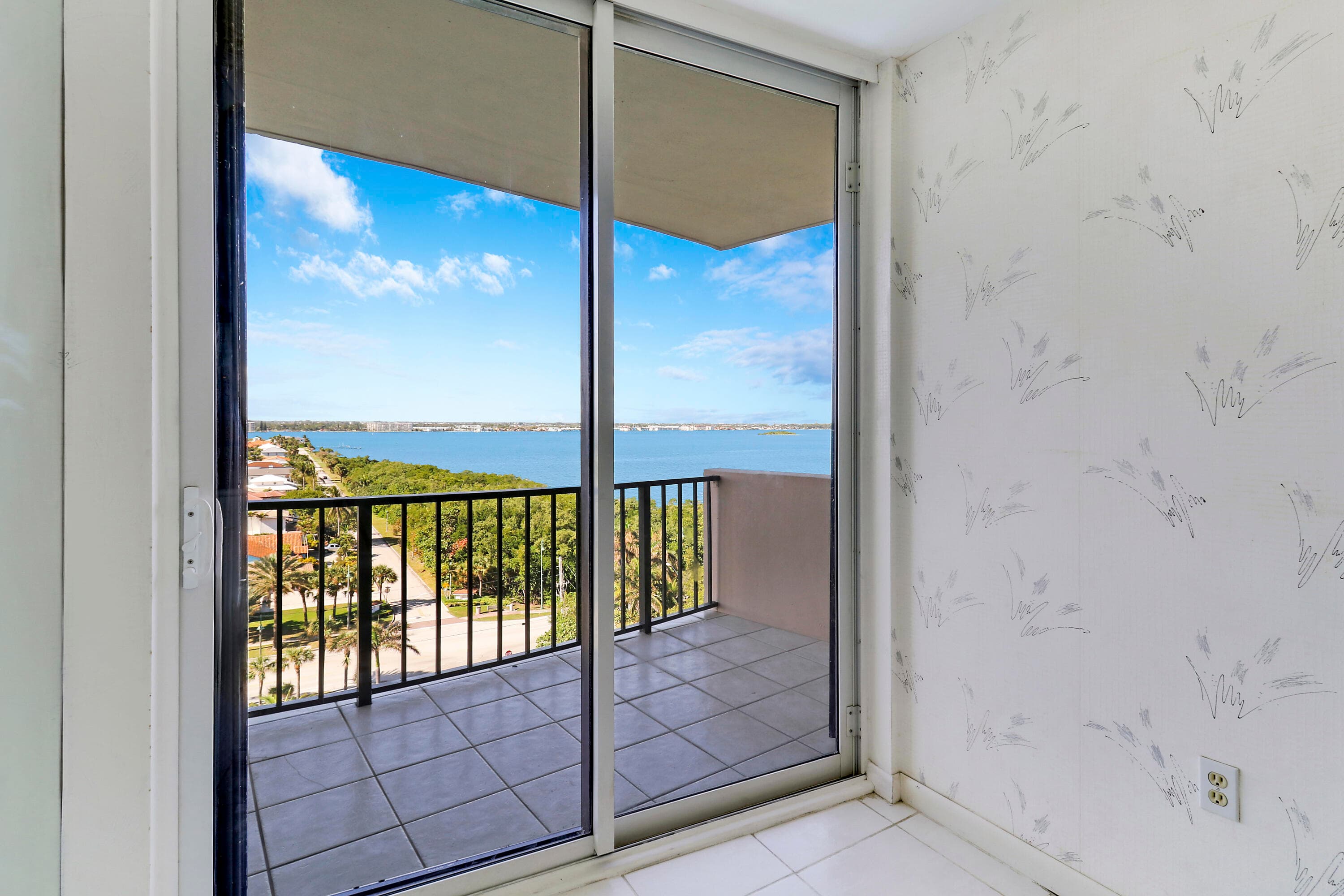 4200 N Ocean Drive 2-1005, Riviera Beach, FL 33404 — photo 39 of 54