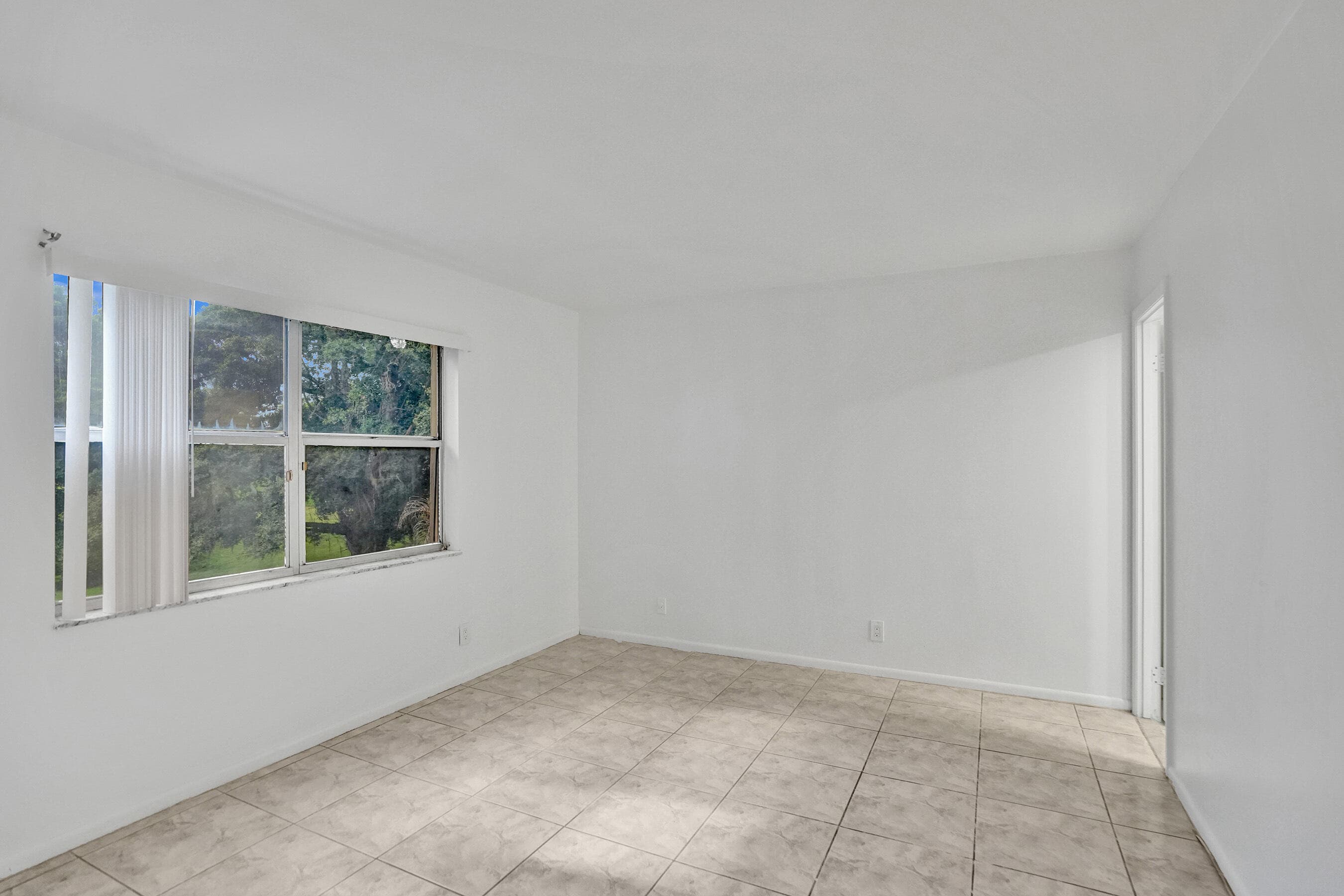 6200 S Falls Cir Drive 202, Lauderhill, FL 33319 — photo 15 of 41