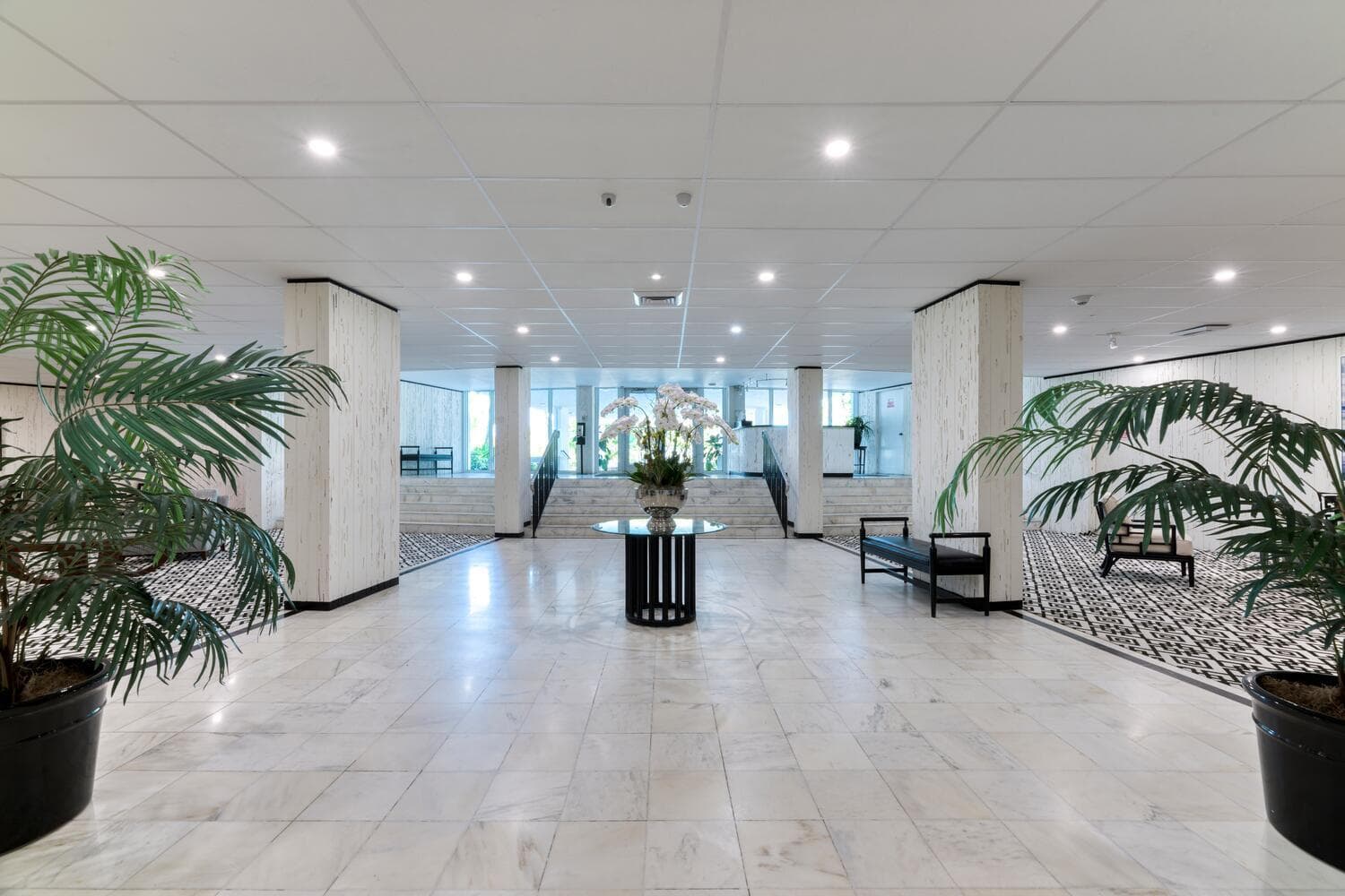 2295 S Ocean Boulevard 404, Palm Beach, FL 33480 — photo 10 of 37