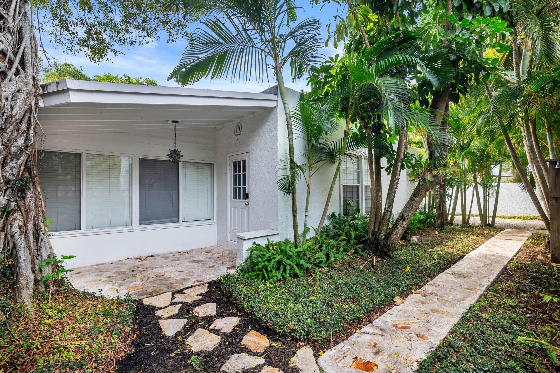 306 Marlborough Place, West Palm Beach, FL 33405 — photo 31 of 43