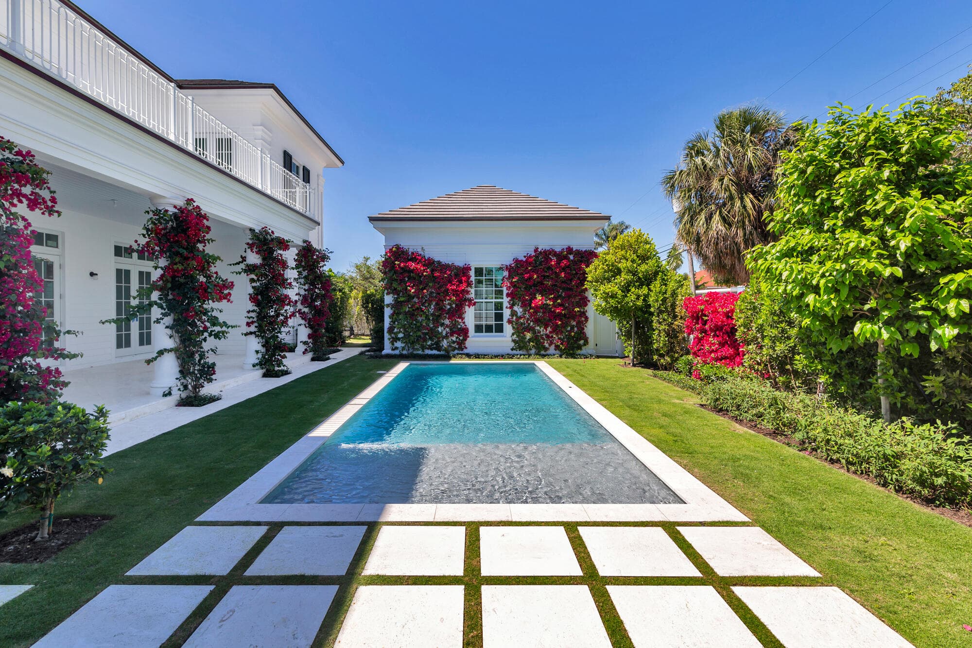 205 Gray Street, West Palm Beach, FL 33405 — photo 4 of 49