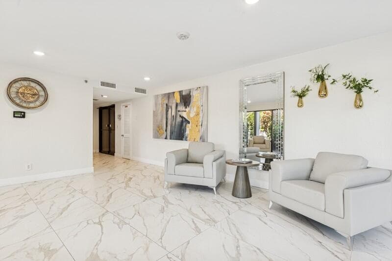 6562 Boca Del Mar Drive 321, Boca Raton, FL 33433 — photo 2 of 21