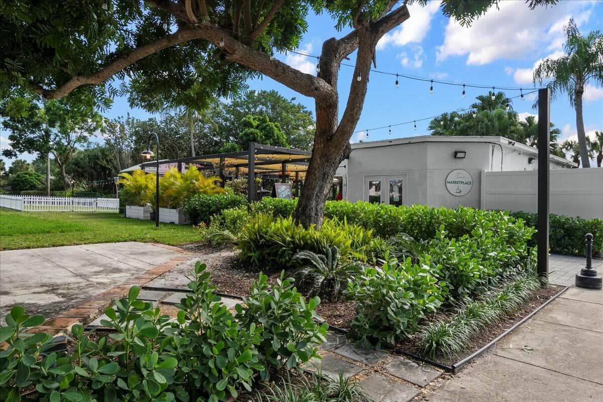 11863 Wimbledon Circle 446, Wellington, FL 33414 — photo 52 of 53