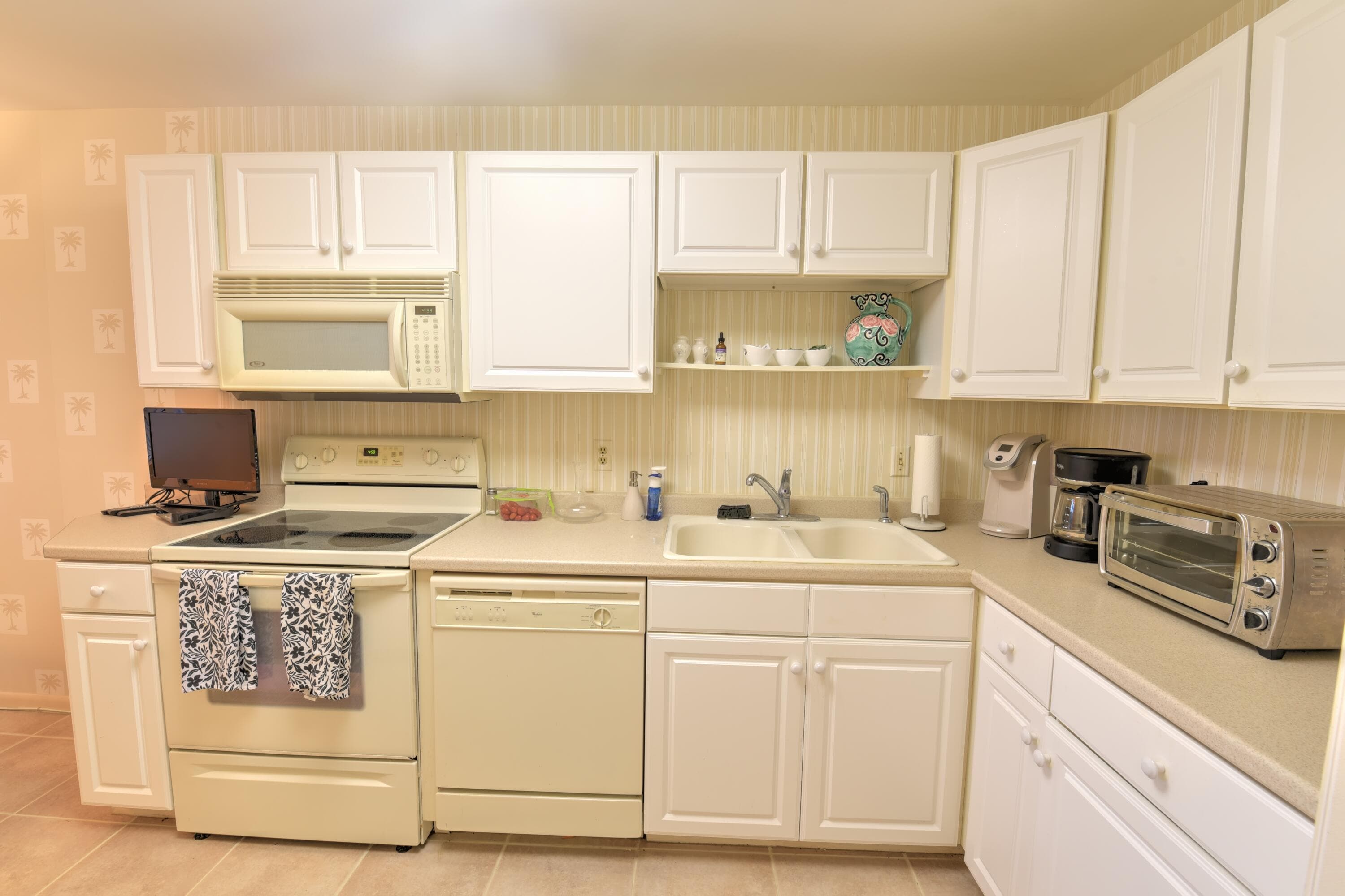 15 Southport Lane E, Boynton Beach, FL 33436 — photo 7 of 33