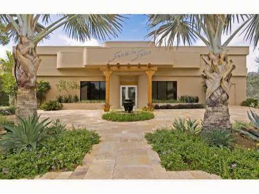306 NE 2nd Street 13, Delray Beach, FL 33483 — photo 1 of 5