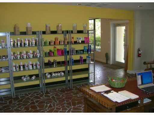 306 NE 2nd Street 13, Delray Beach, FL 33483 — photo 3 of 5