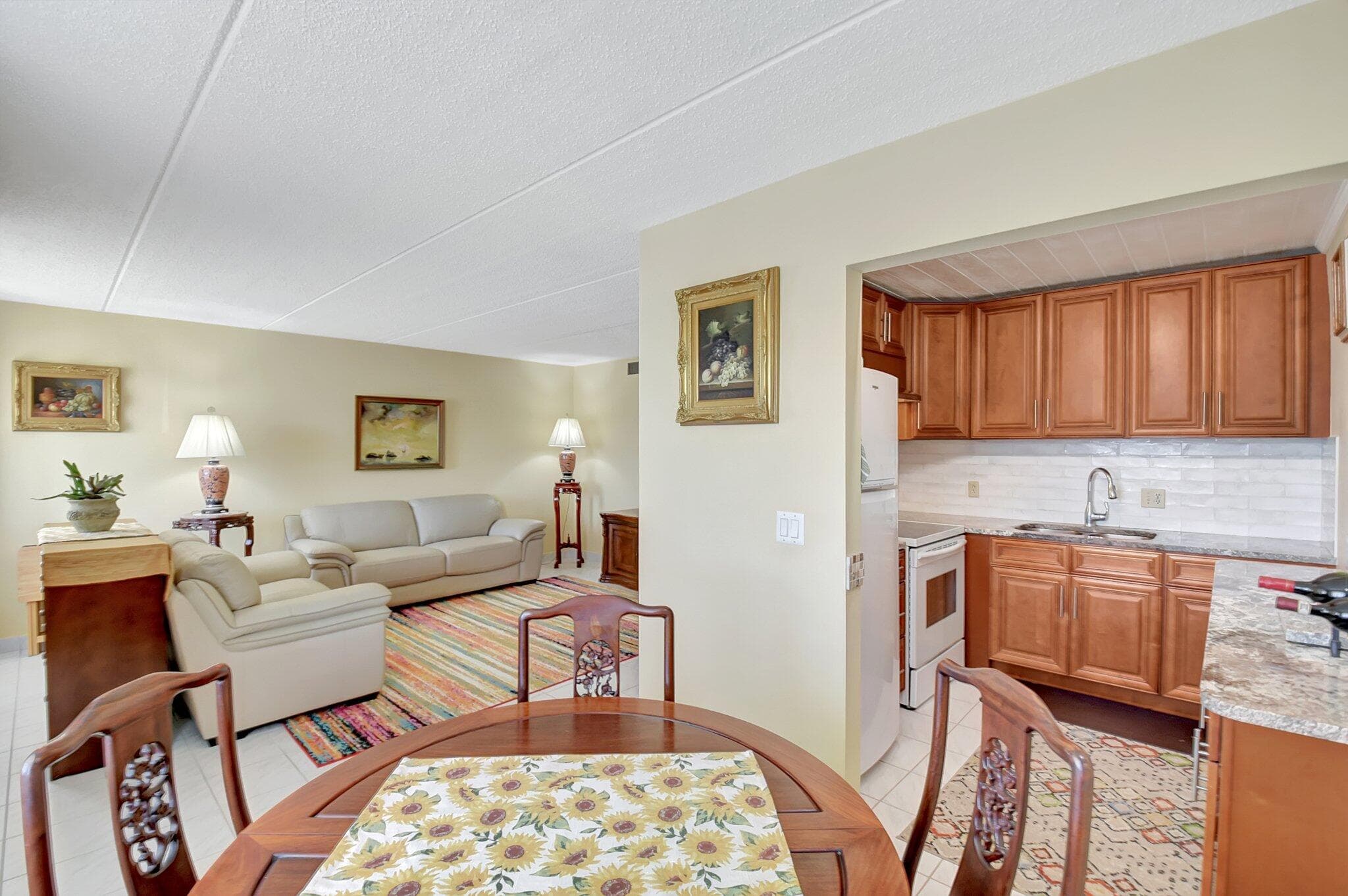 400 Village Green Circle W 212, Palm Springs, FL 33461 — photo 11 of 31