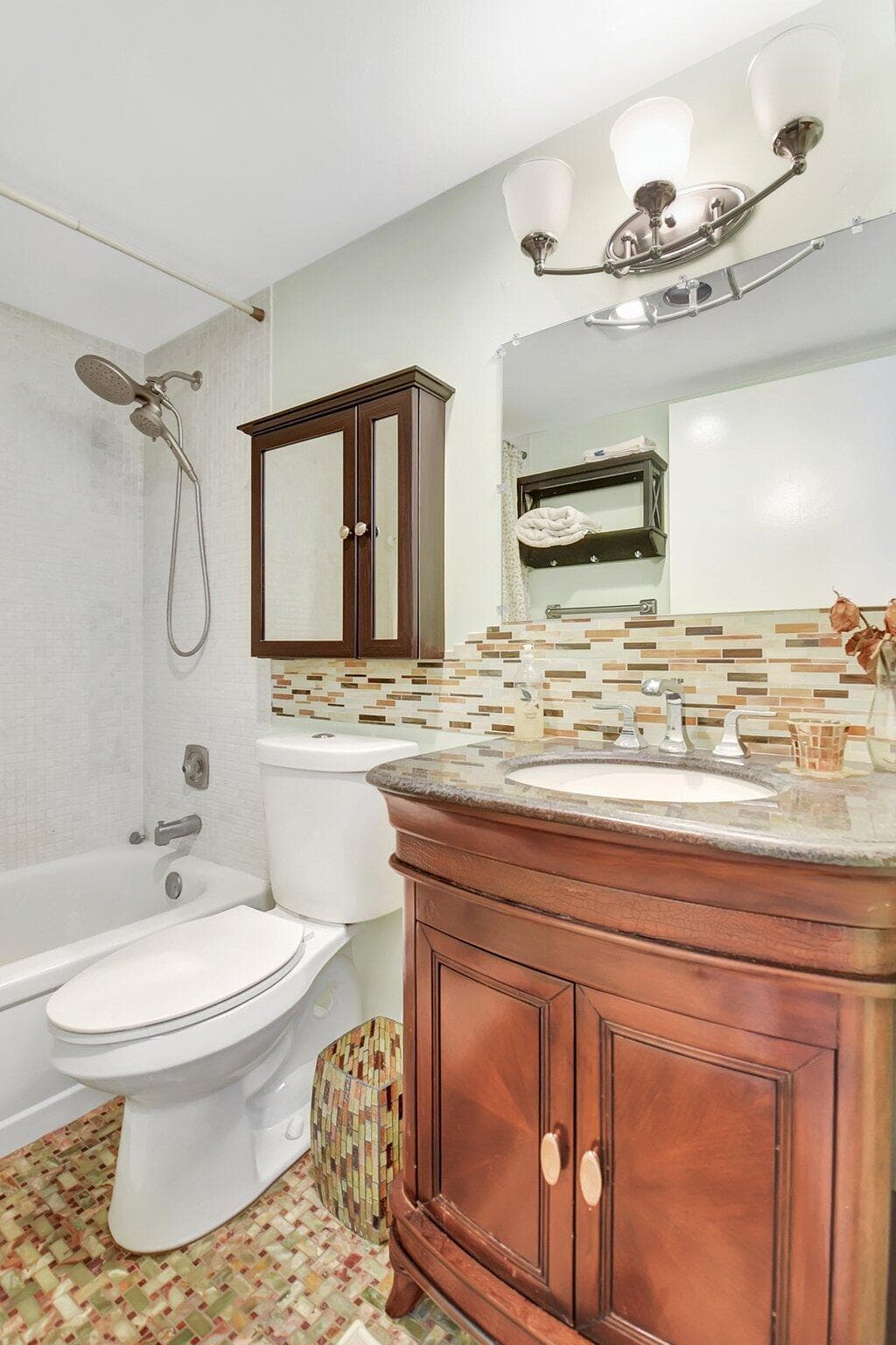 400 Village Green Circle W 212, Palm Springs, FL 33461 — photo 15 of 31