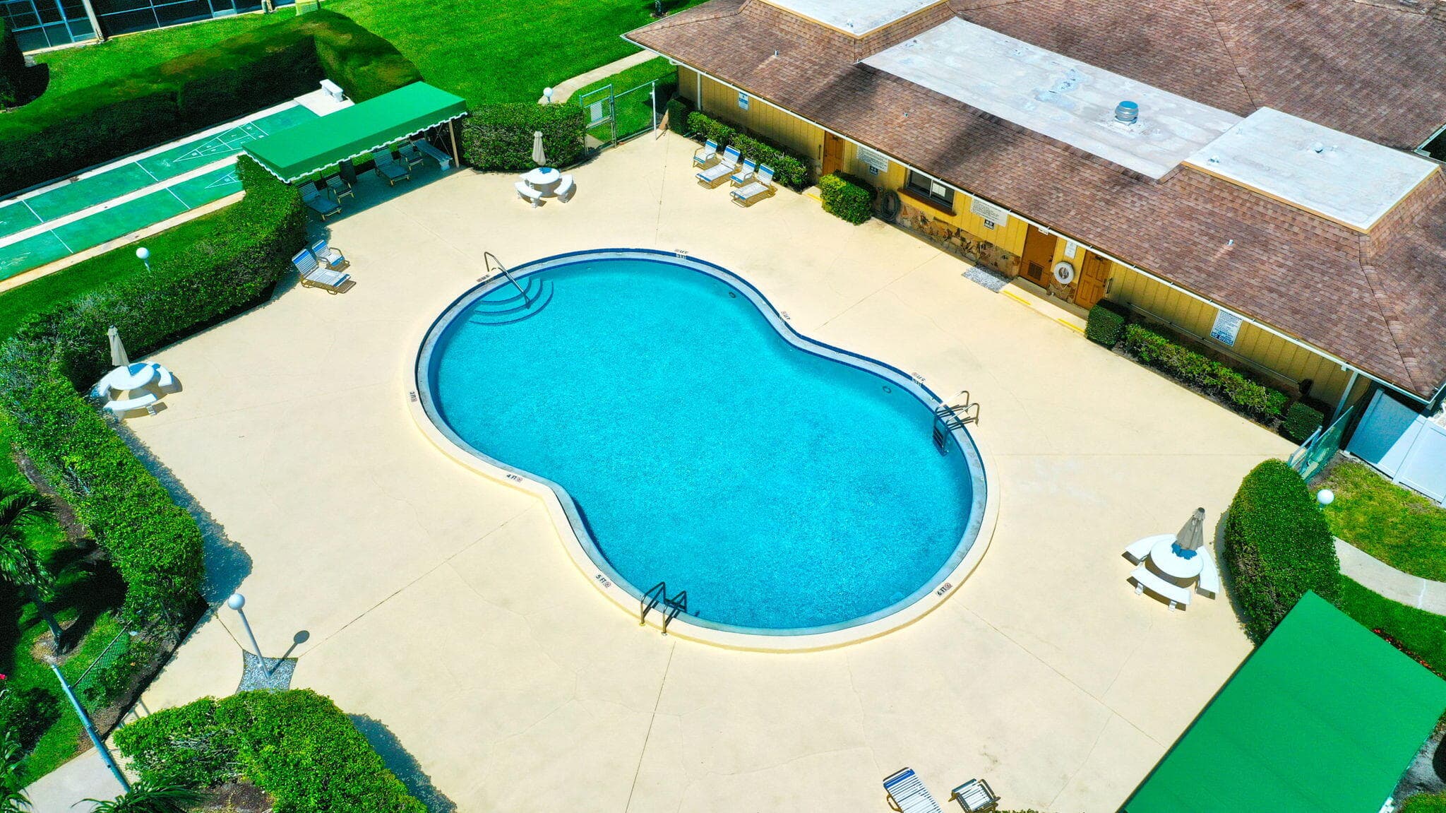 400 Village Green Circle W 212, Palm Springs, FL 33461 — photo 25 of 31