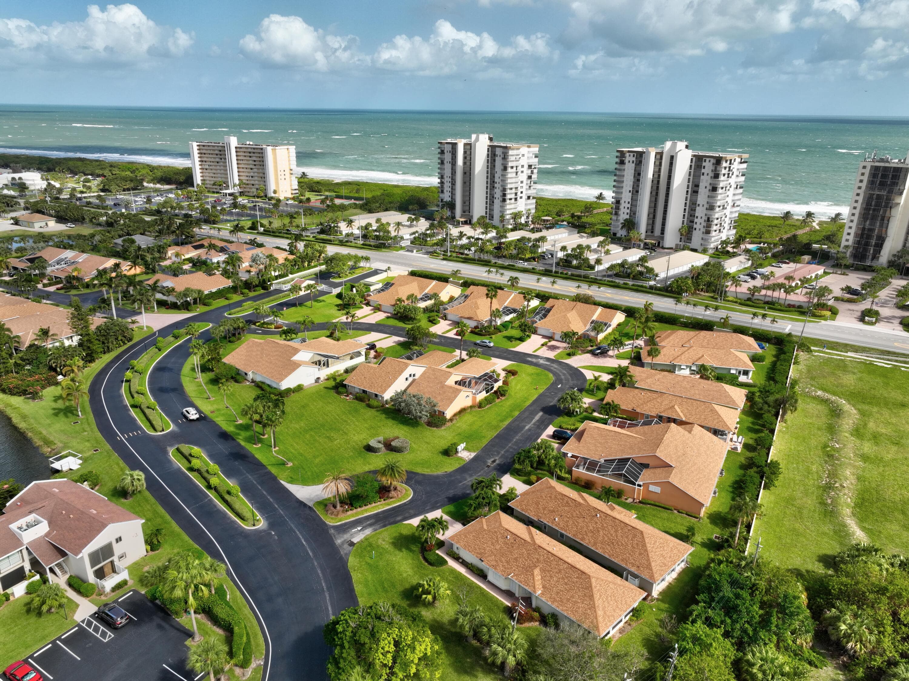 209 River Walk, Hutchinson Island, FL 34949 — photo 37 of 40
