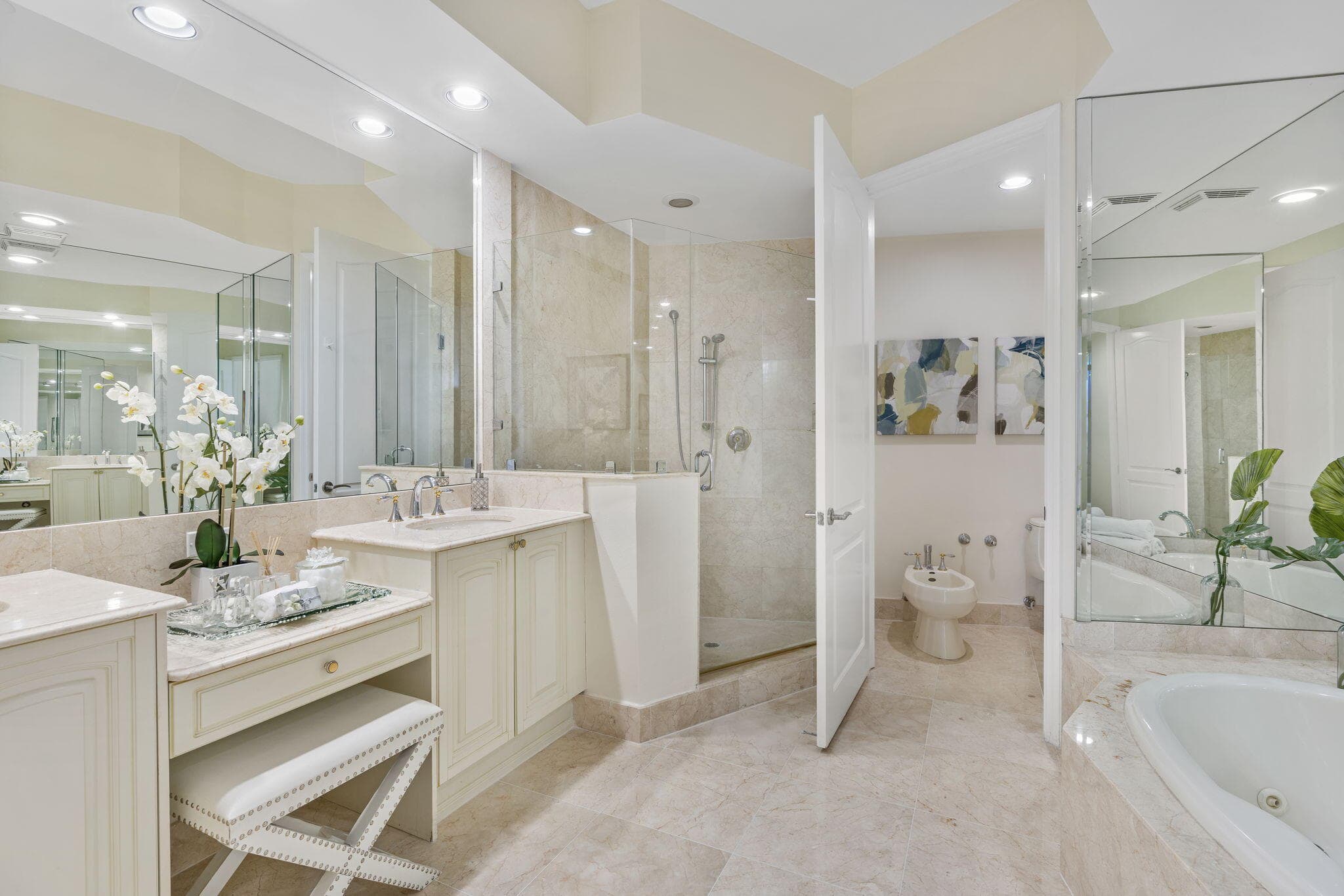 201 S Narcissus Avenue 605, West Palm Beach, FL 33401 — photo 17 of 39
