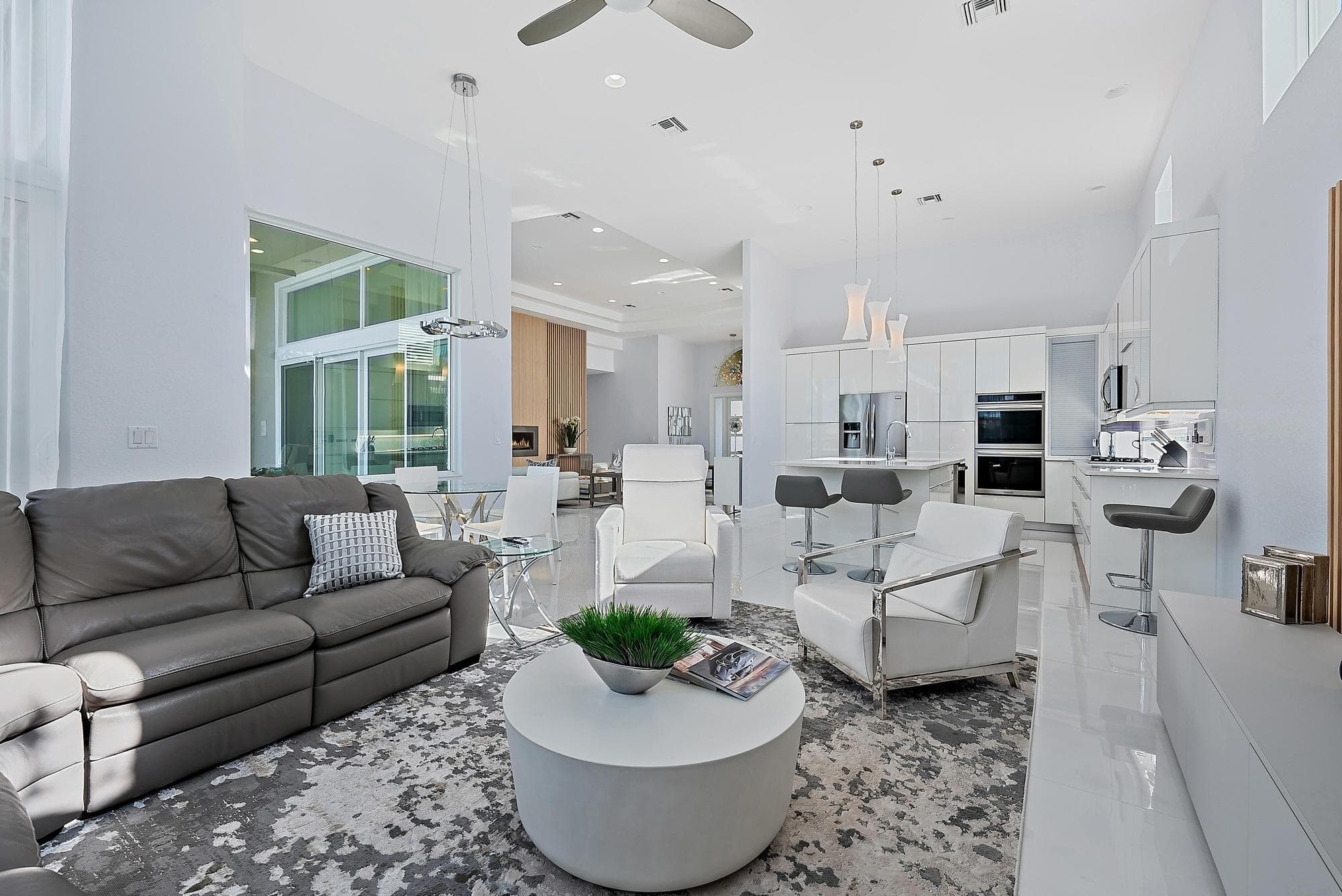 8988 Lakes Boulevard, West Palm Beach, FL 33412 — photo 21 of 79