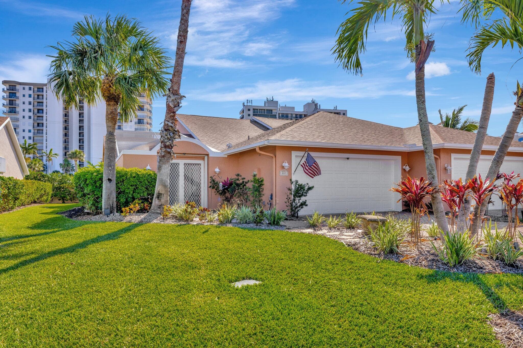 209 River Walk, Hutchinson Island, FL 34949 — photo 8 of 40