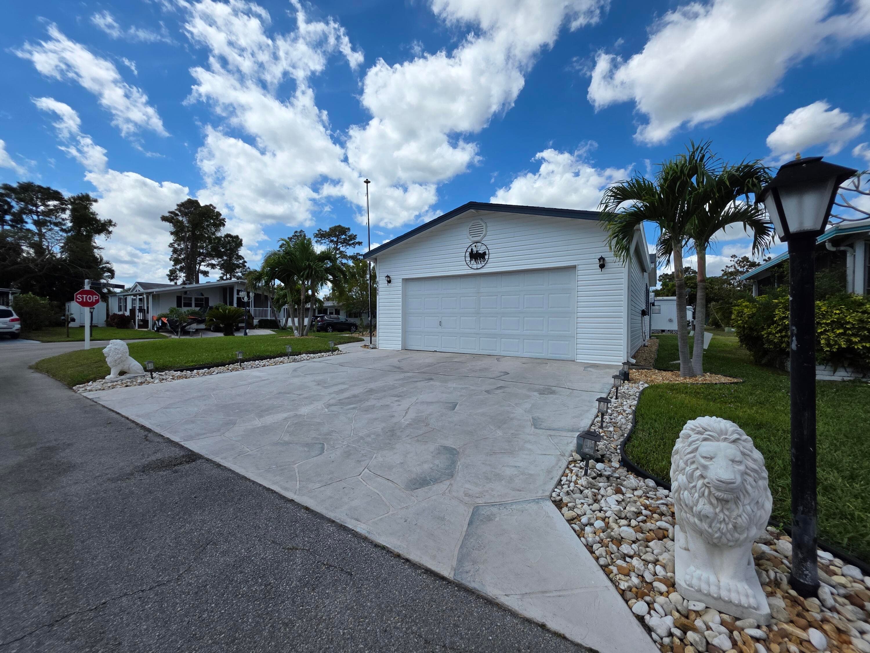 6469 Cypress Lane, Lantana, FL 33462 — photo 8 of 30