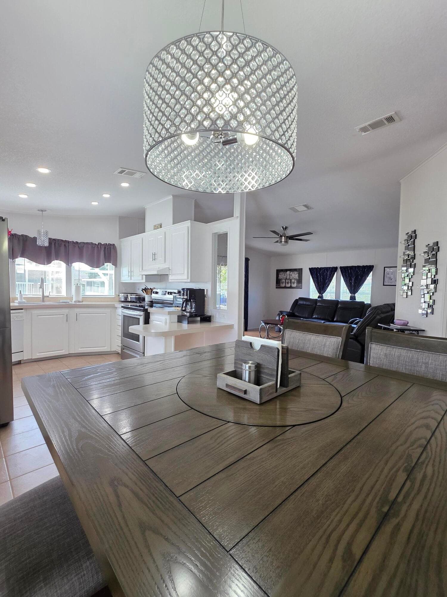 6469 Cypress Lane, Lantana, FL 33462 — photo 11 of 30