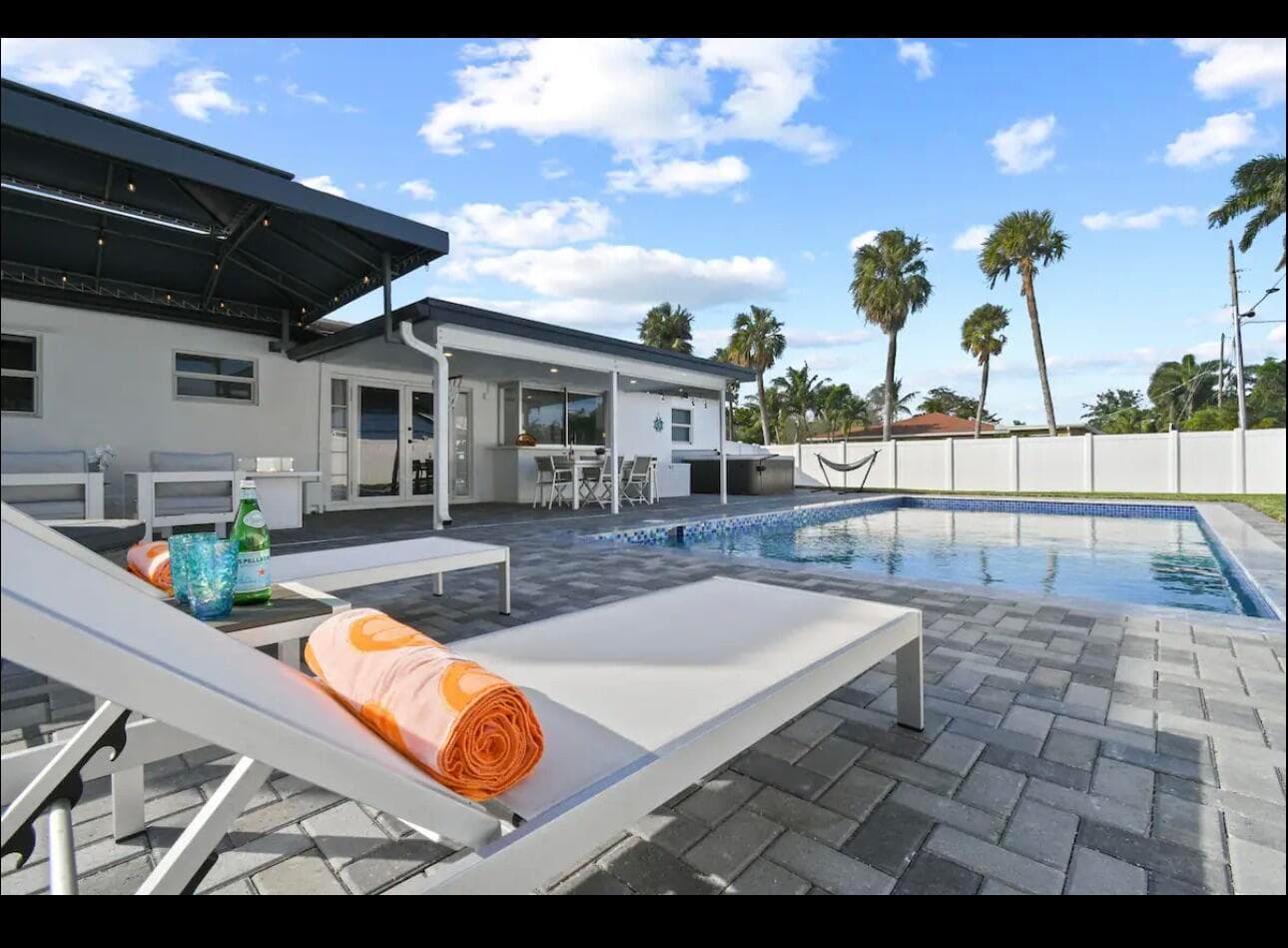 5040 NE 22 Avenue, Lighthouse Point, FL 33064 — photo 23 of 32