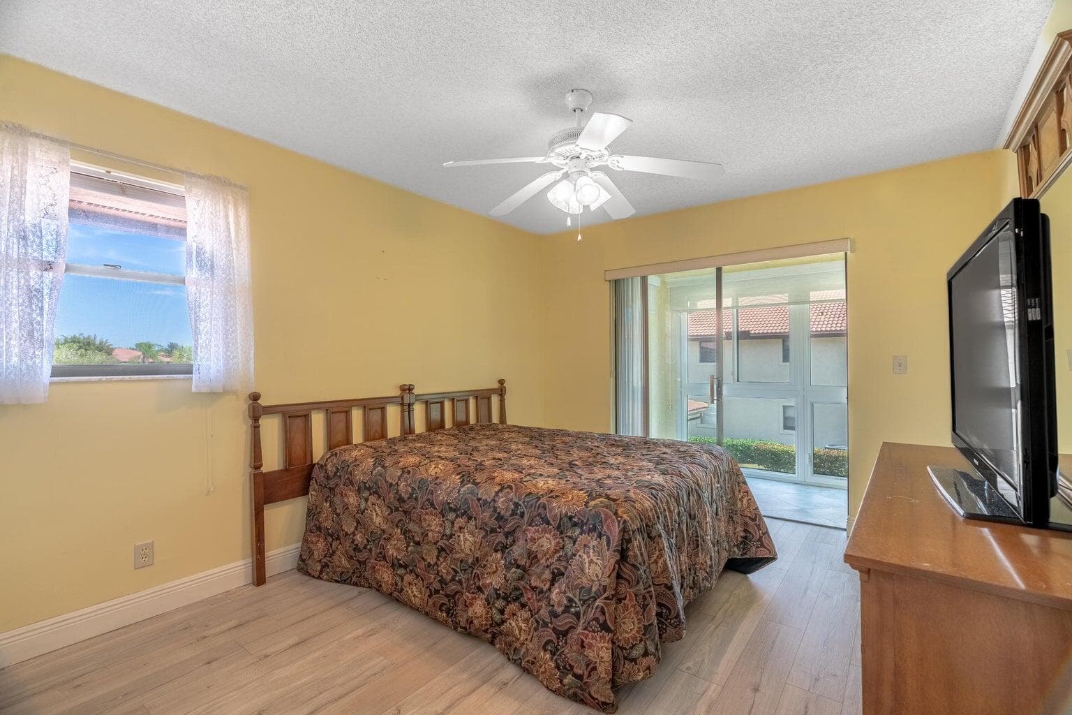450 SW South River Drive 207, Stuart, FL 34997 — photo 15 of 35
