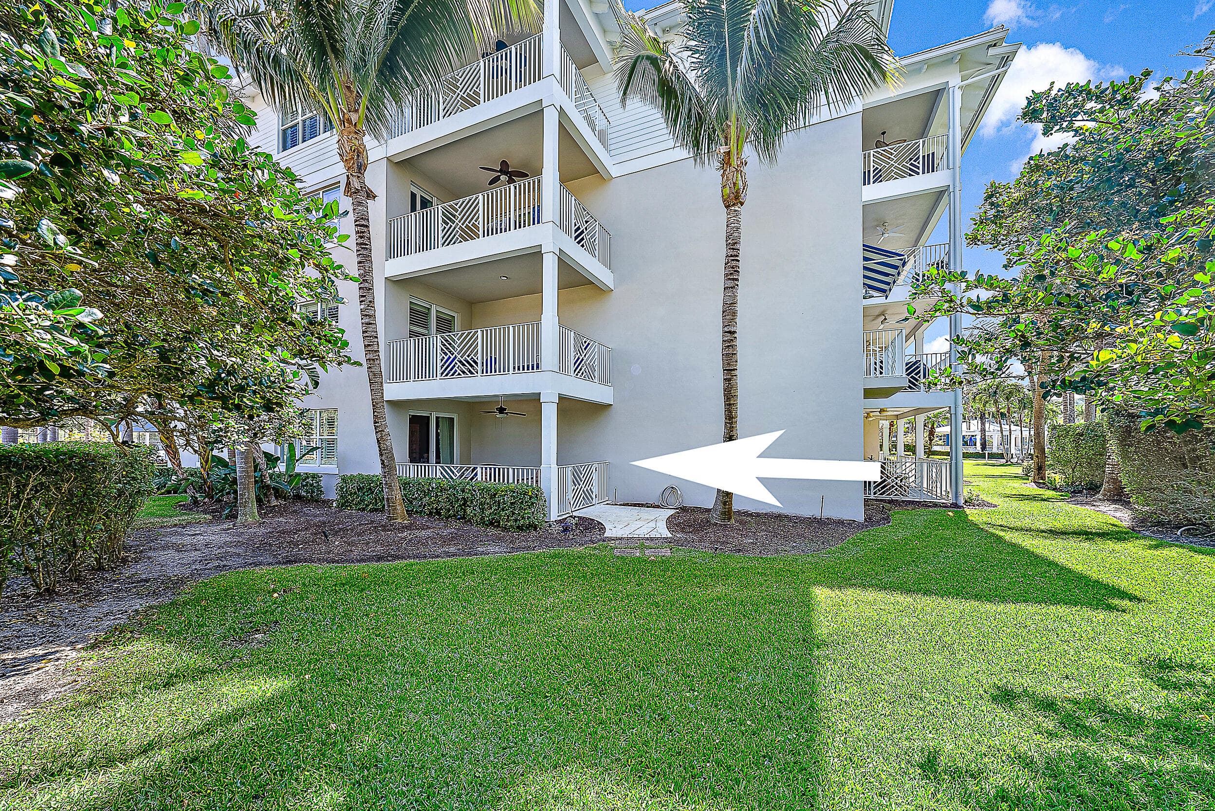 1015 Bay Colony Drive S & Slip 17, Juno Beach, FL 33408 — photo 5 of 29