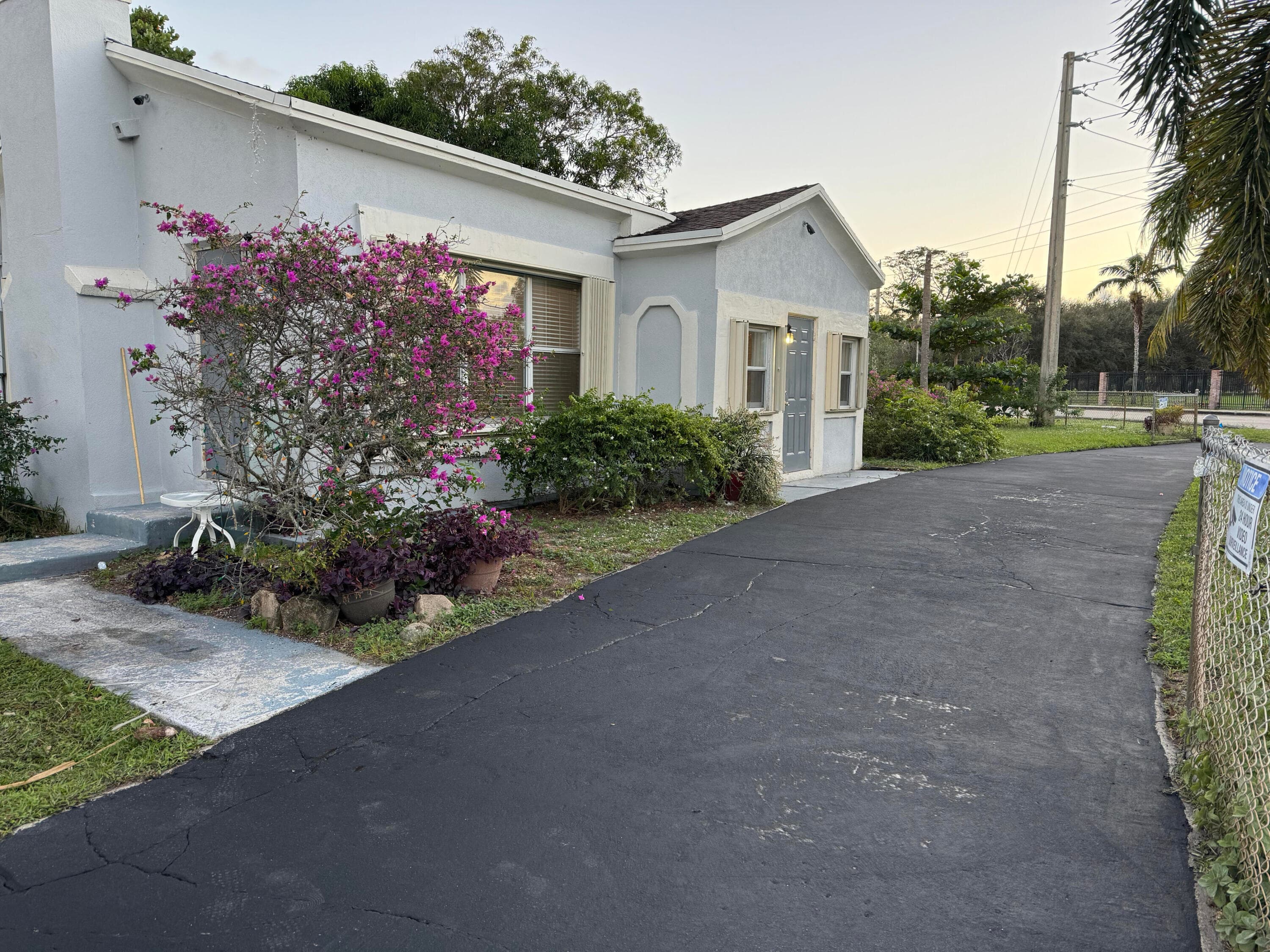701 SW 8th Avenue, Delray Beach, FL 33444 — photo 1 of 30