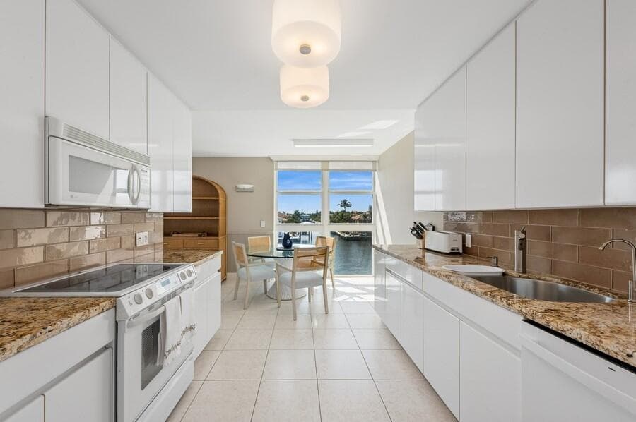 2200 S Ocean Boulevard 401, Delray Beach, FL 33483 — photo 11 of 64