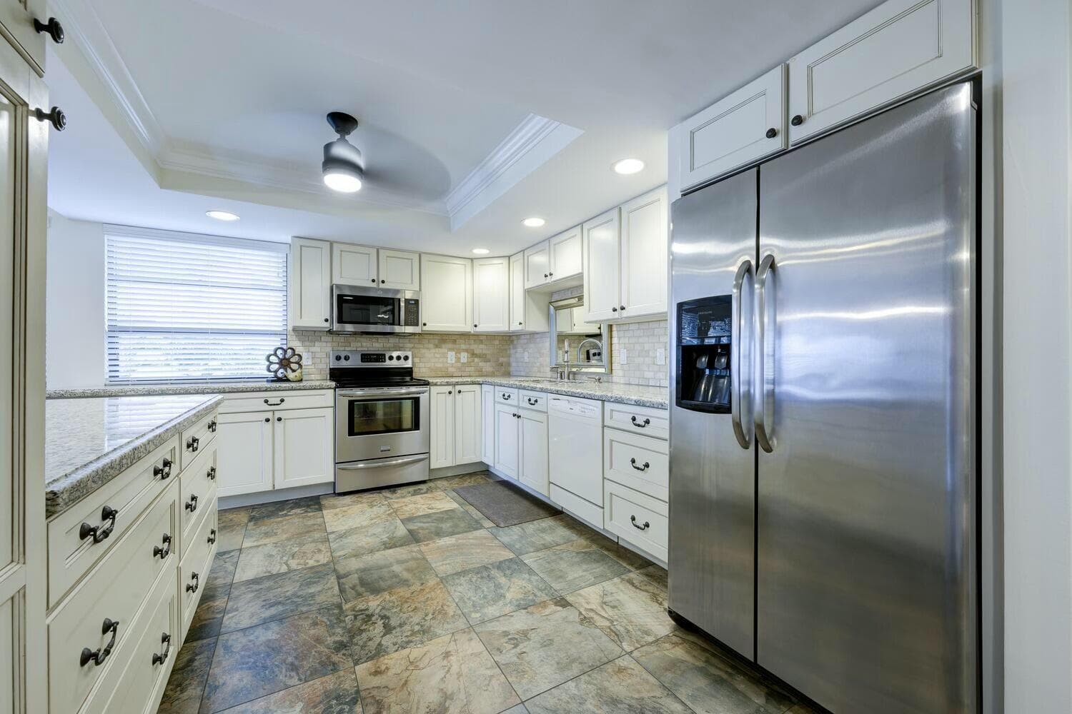 1036 Us Highway 1 315, North Palm Beach, FL 33408 — photo 4 of 34