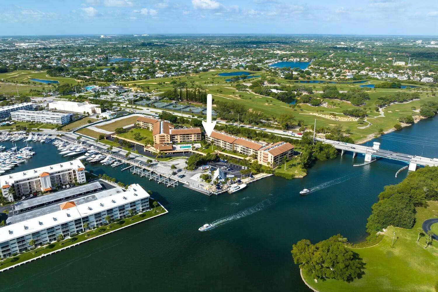 1036 Us Highway 1 315, North Palm Beach, FL 33408 — photo 1 of 34