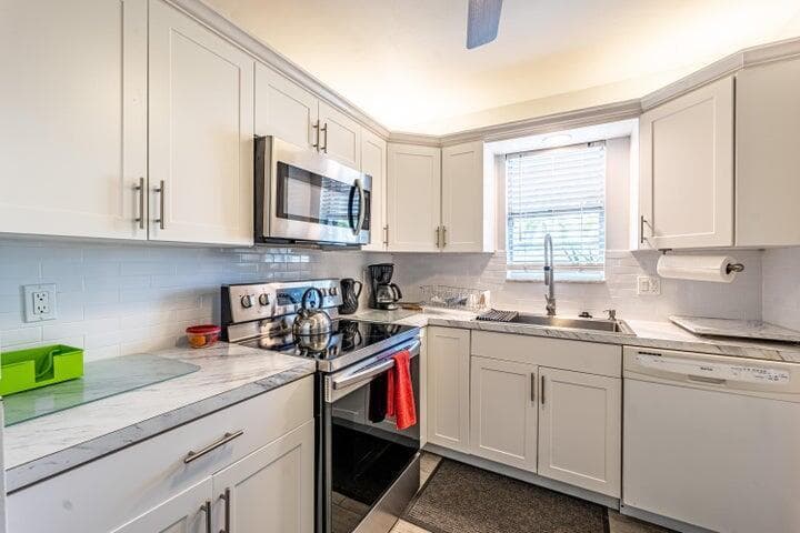 720 E Ocean Avenue 202, Boynton Beach, FL 33435 — photo 28 of 42