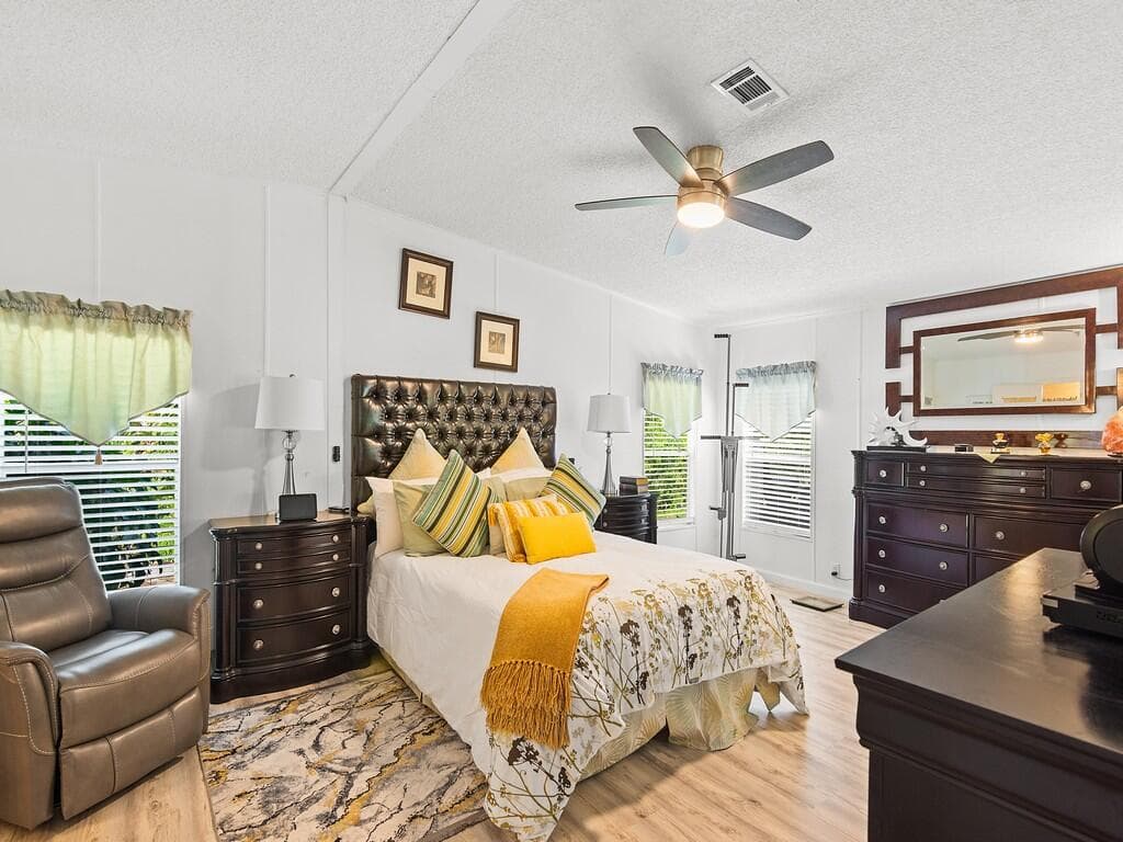 22 Mediterranean East Boulevard E, Port St. Lucie, FL 34952 — photo 15 of 35