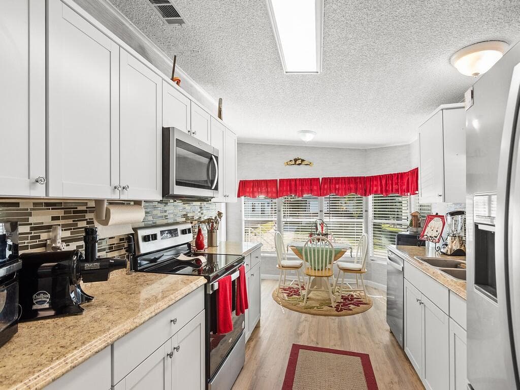 22 Mediterranean East Boulevard E, Port St. Lucie, FL 34952 — photo 10 of 35