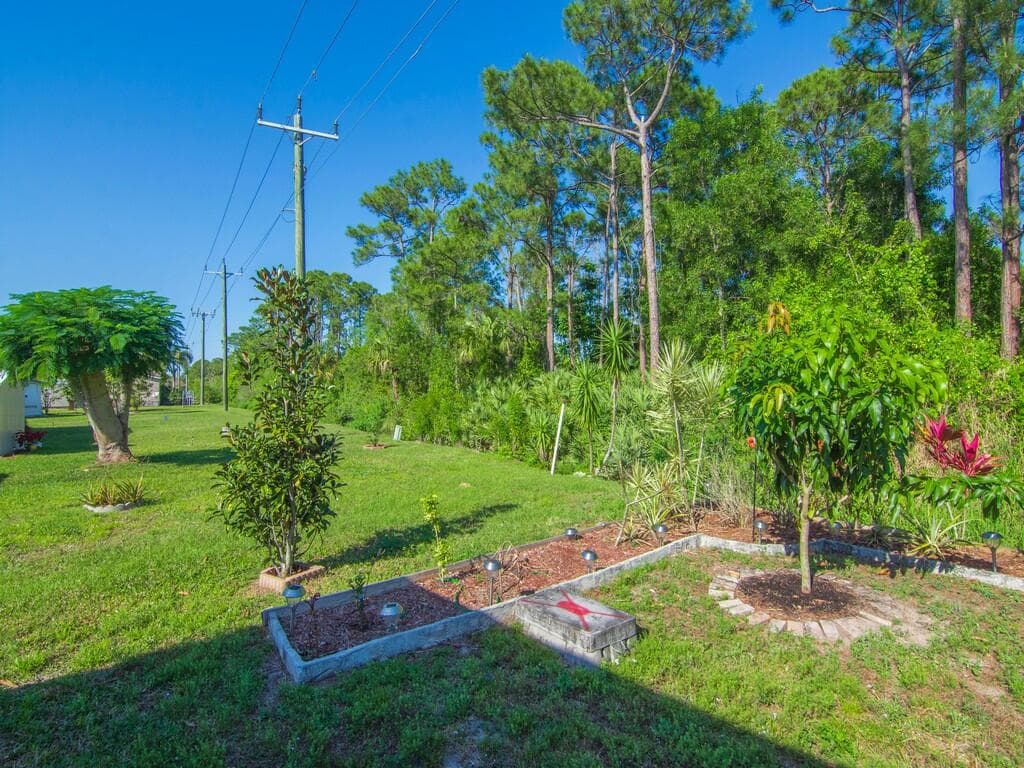 22 Mediterranean East Boulevard E, Port St. Lucie, FL 34952 — photo 26 of 35