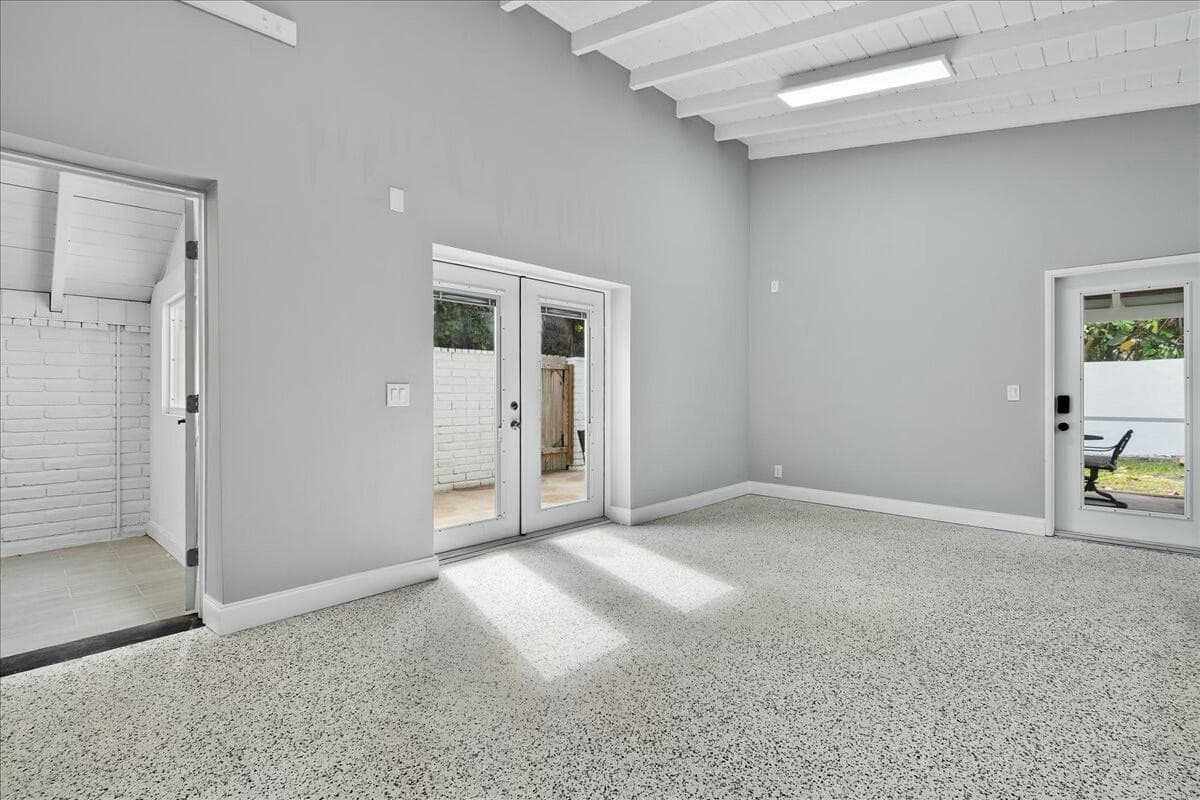 18 Adams Road, Ocean Ridge, FL 33435 — photo 12 of 71