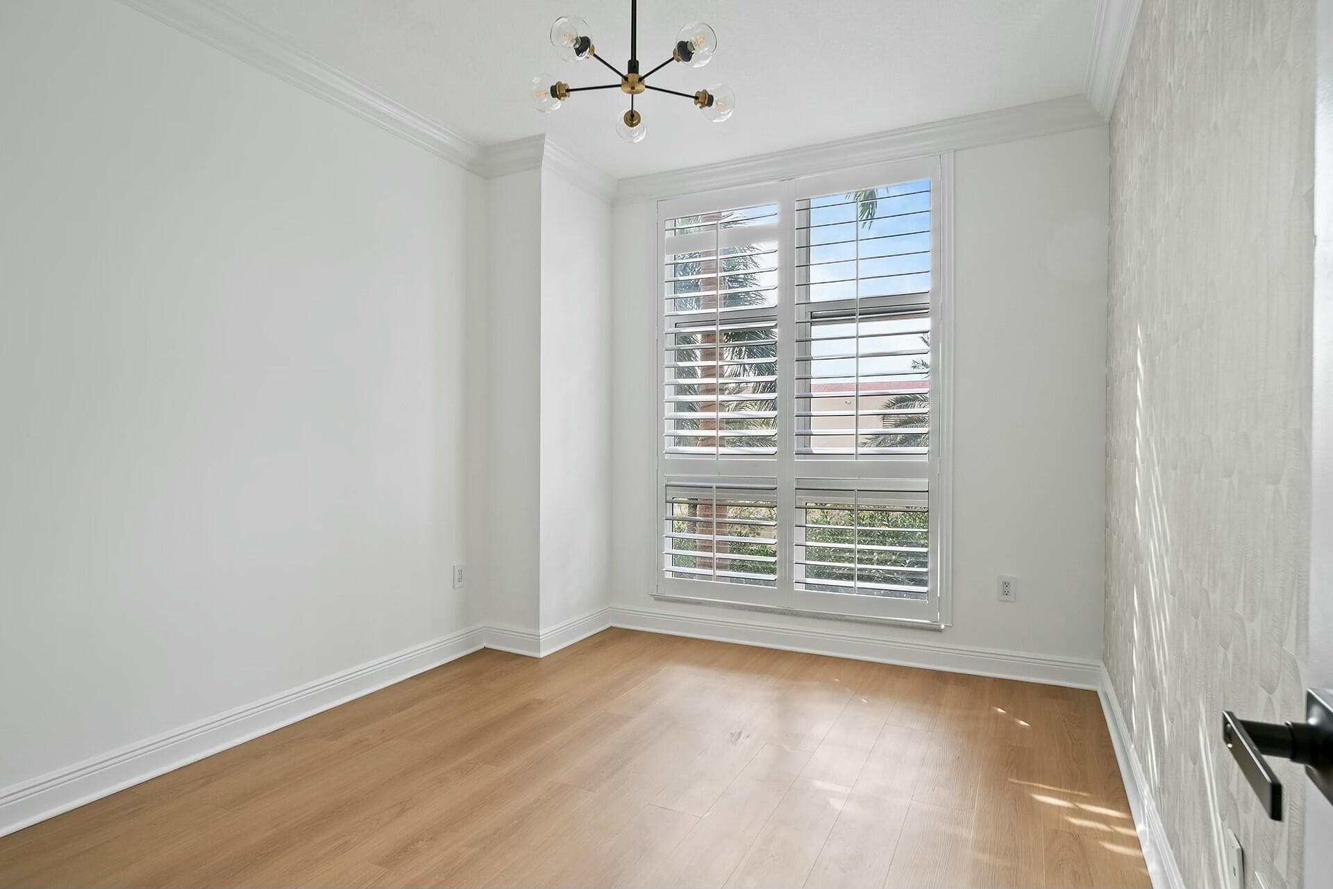 550 Okeechobee Boulevard 322, West Palm Beach, FL 33401 — photo 14 of 29
