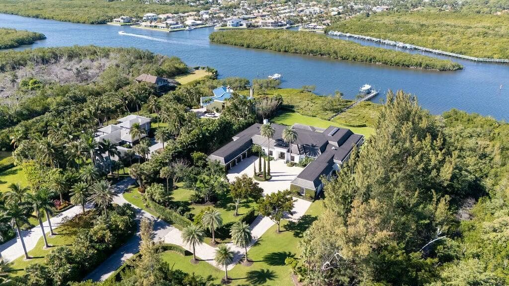 100 Harbor Way, Jupiter Island, FL 33455 — photo 87 of 115