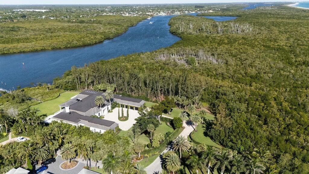 100 Harbor Way, Jupiter Island, FL 33455 — photo 88 of 115