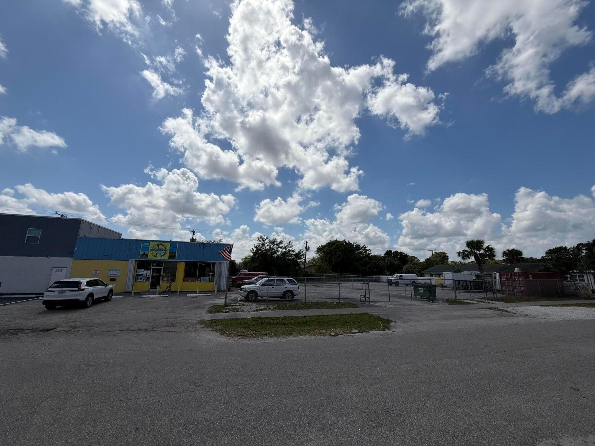 1649 N Military Trail, West Palm Beach, FL 33409 — photo 4 of 10