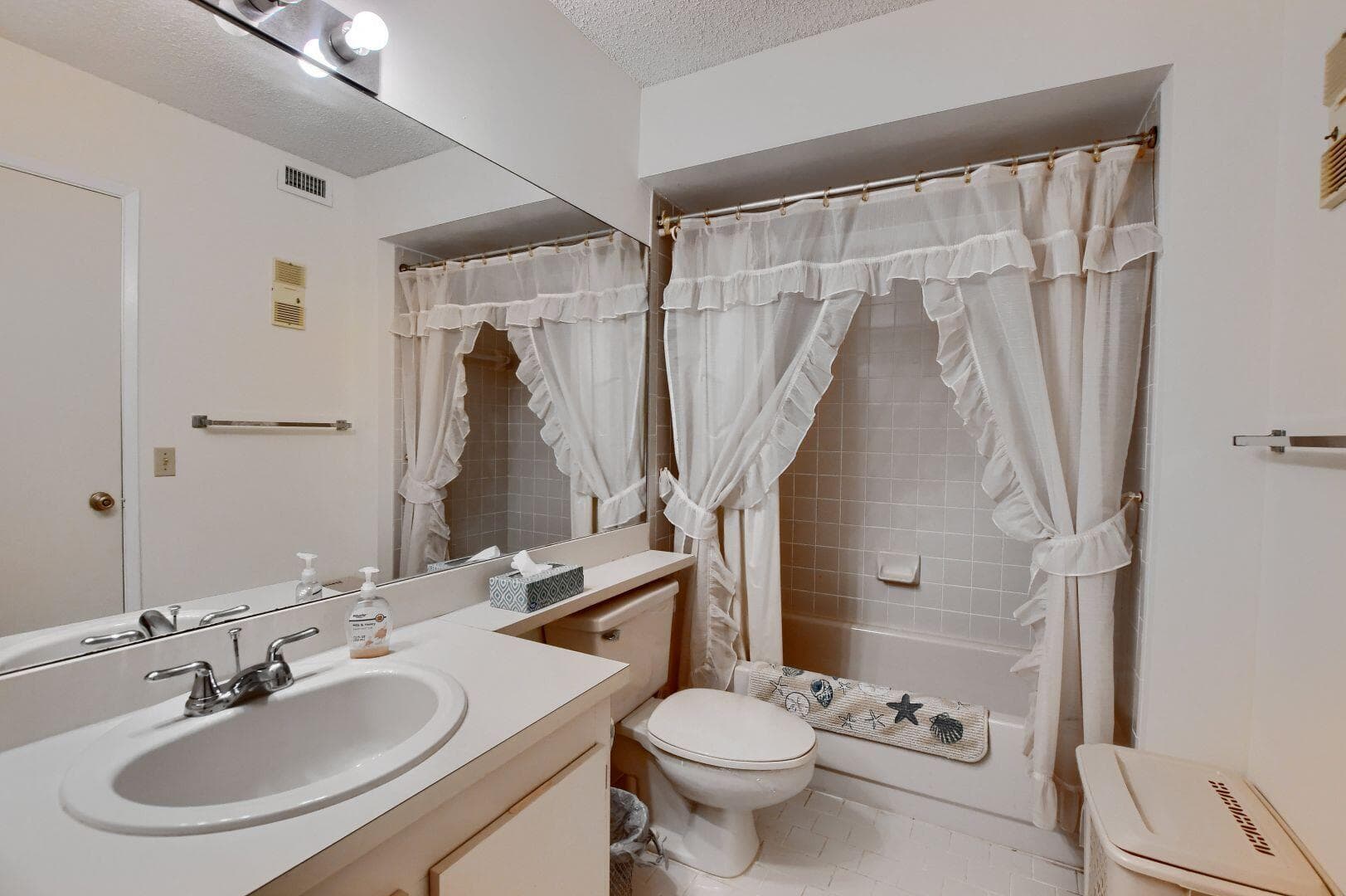 9244 Flynn Circle 4, Boca Raton, FL 33496 — photo 23 of 41