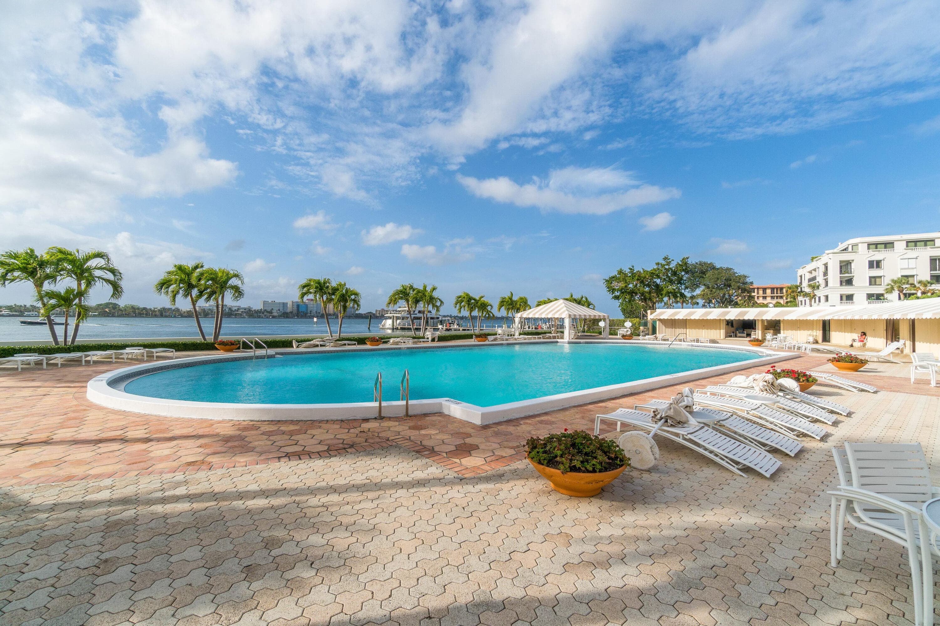 150 Bradley Place 101, Palm Beach, FL 33480 — photo 35 of 38
