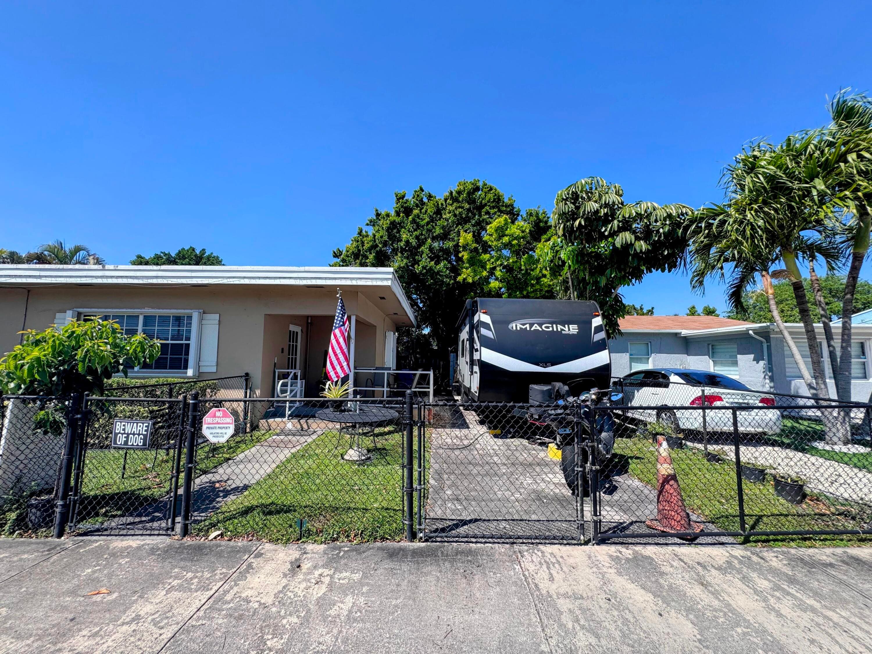900 N 24th Avenue, Hollywood, FL 33020 — photo 13 of 13