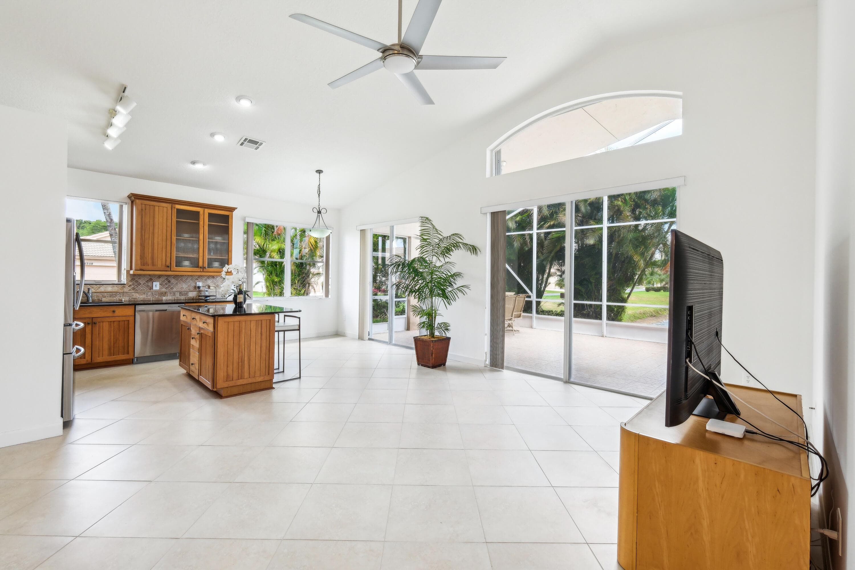 6377 N Westchester Club Drive N, Boynton Beach, FL 33437 — photo 56 of 62