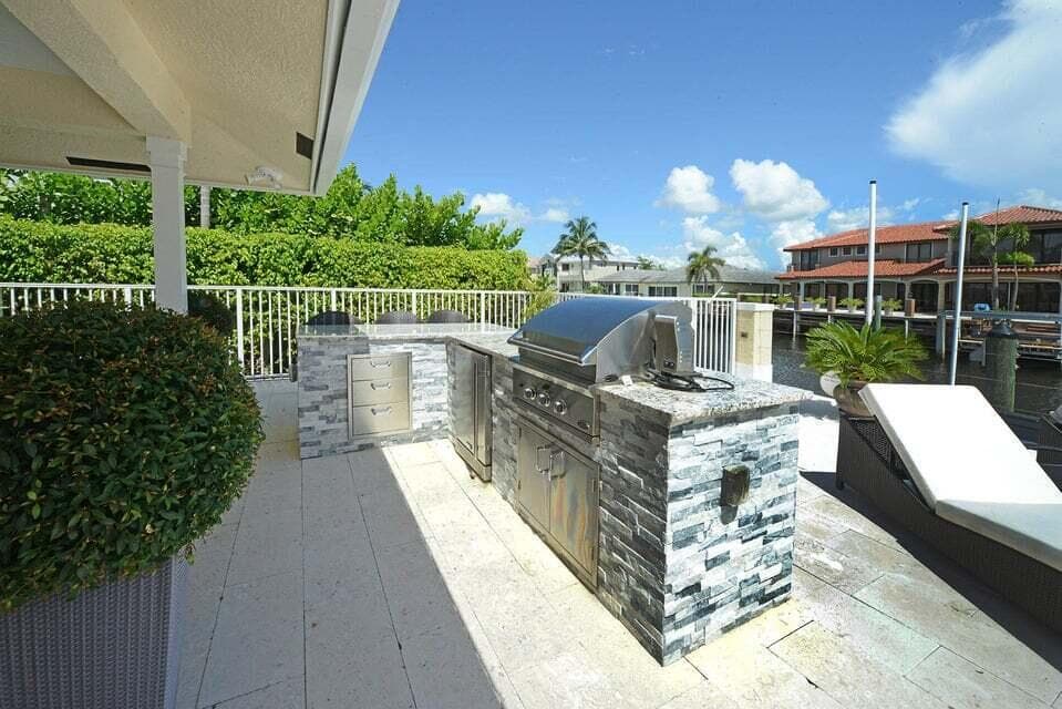 885 NE Mulberry Drive, Boca Raton, FL 33487 — photo 21 of 29